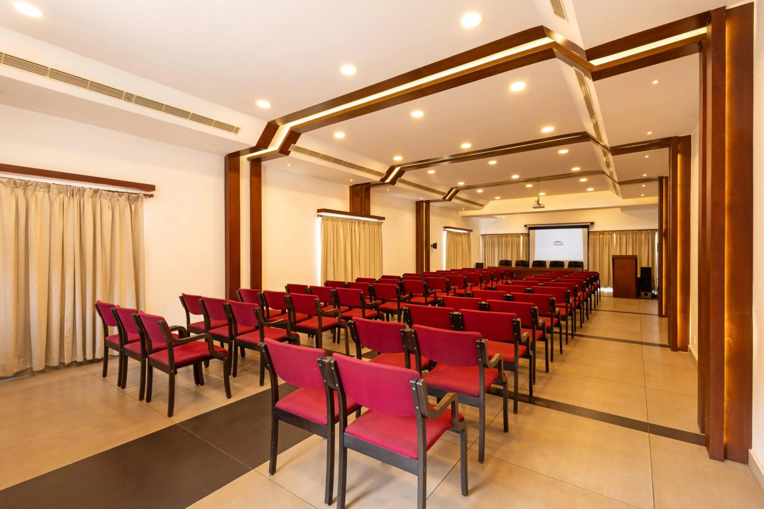 Meeting/conference room in Lake Canopy Alleppey