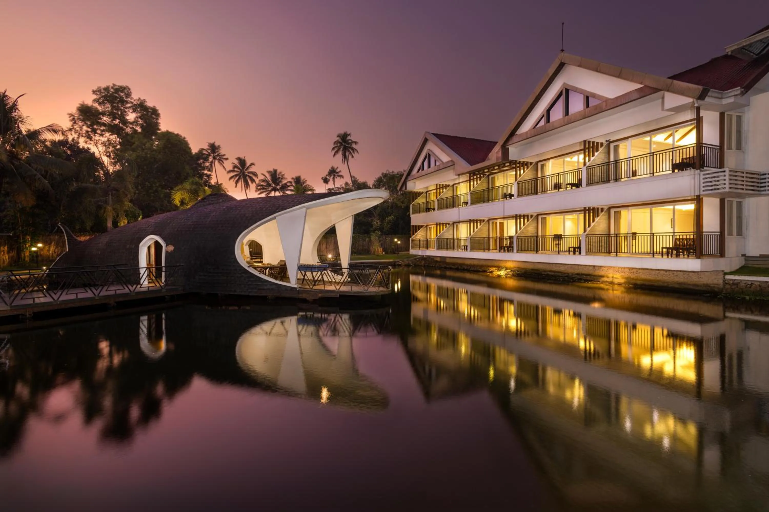 Property building in Lake Canopy Alleppey