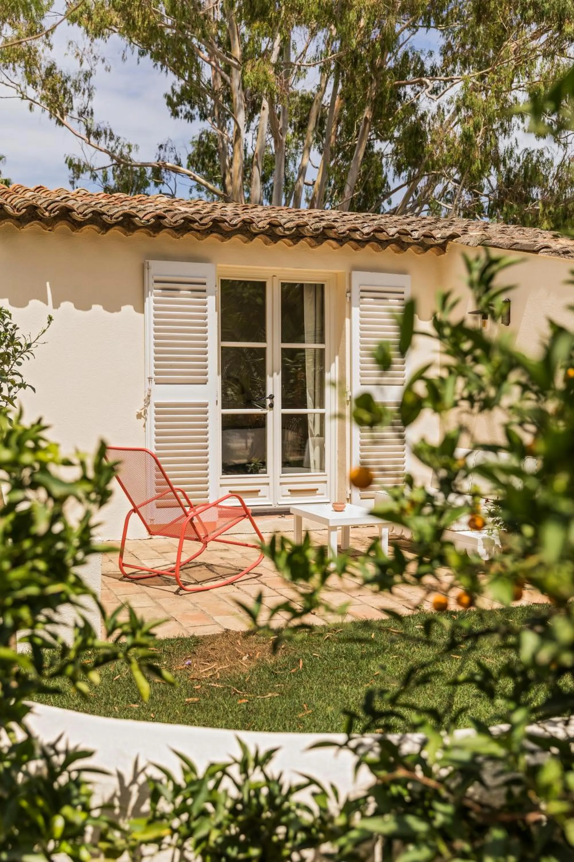 Garden in Hôtel La Tartane Saint-Tropez