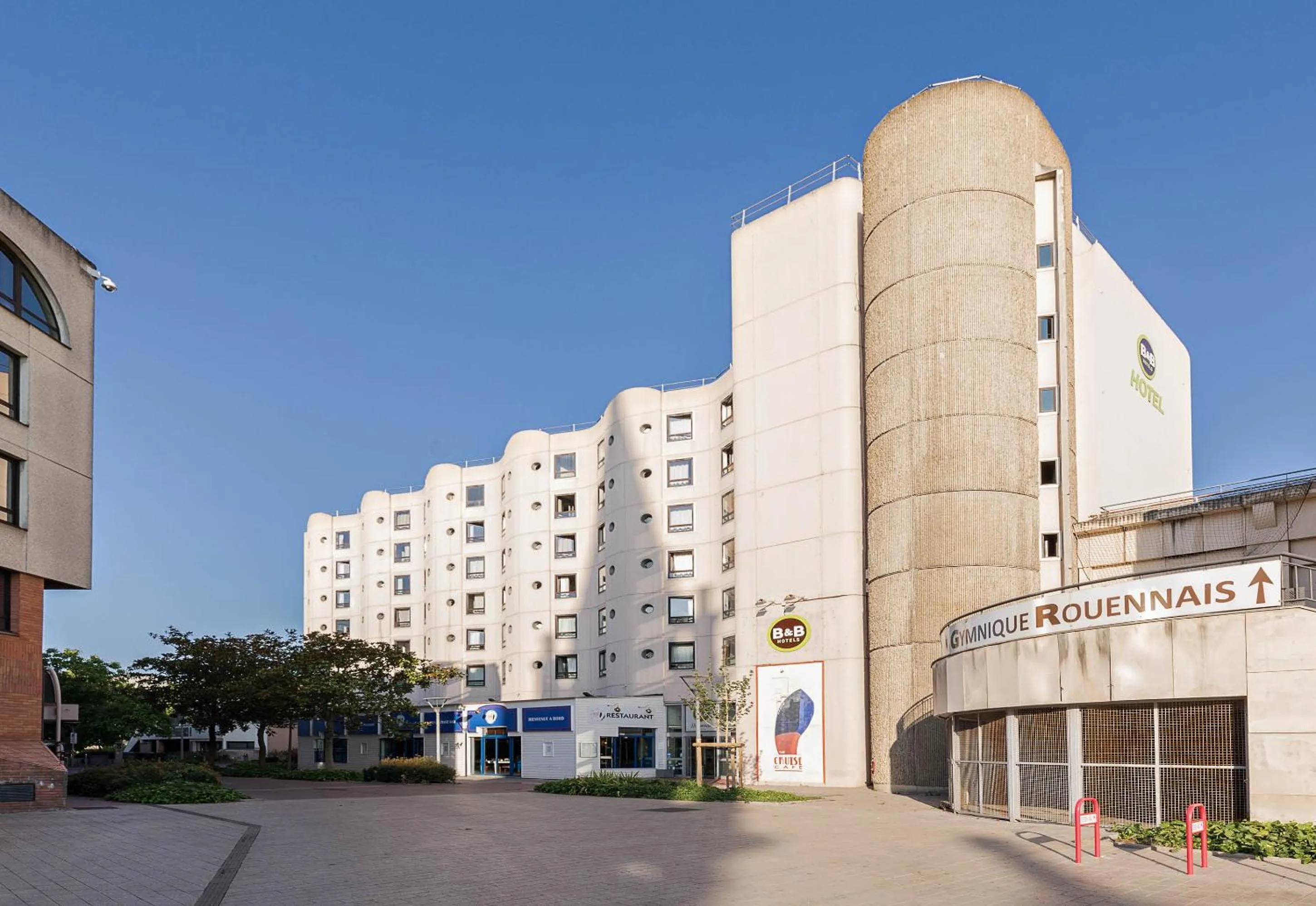 Property building in B&B HOTEL Rouen Centre