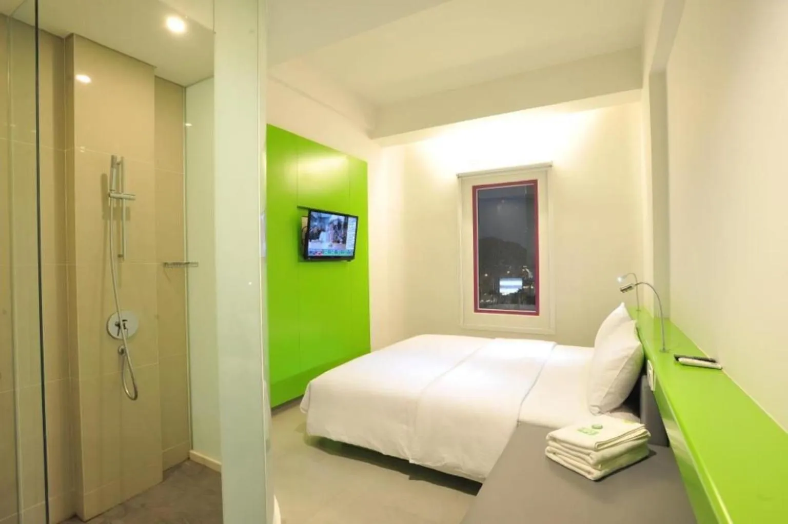 Bedroom, Bed in POP! Hotel Banjarmasin