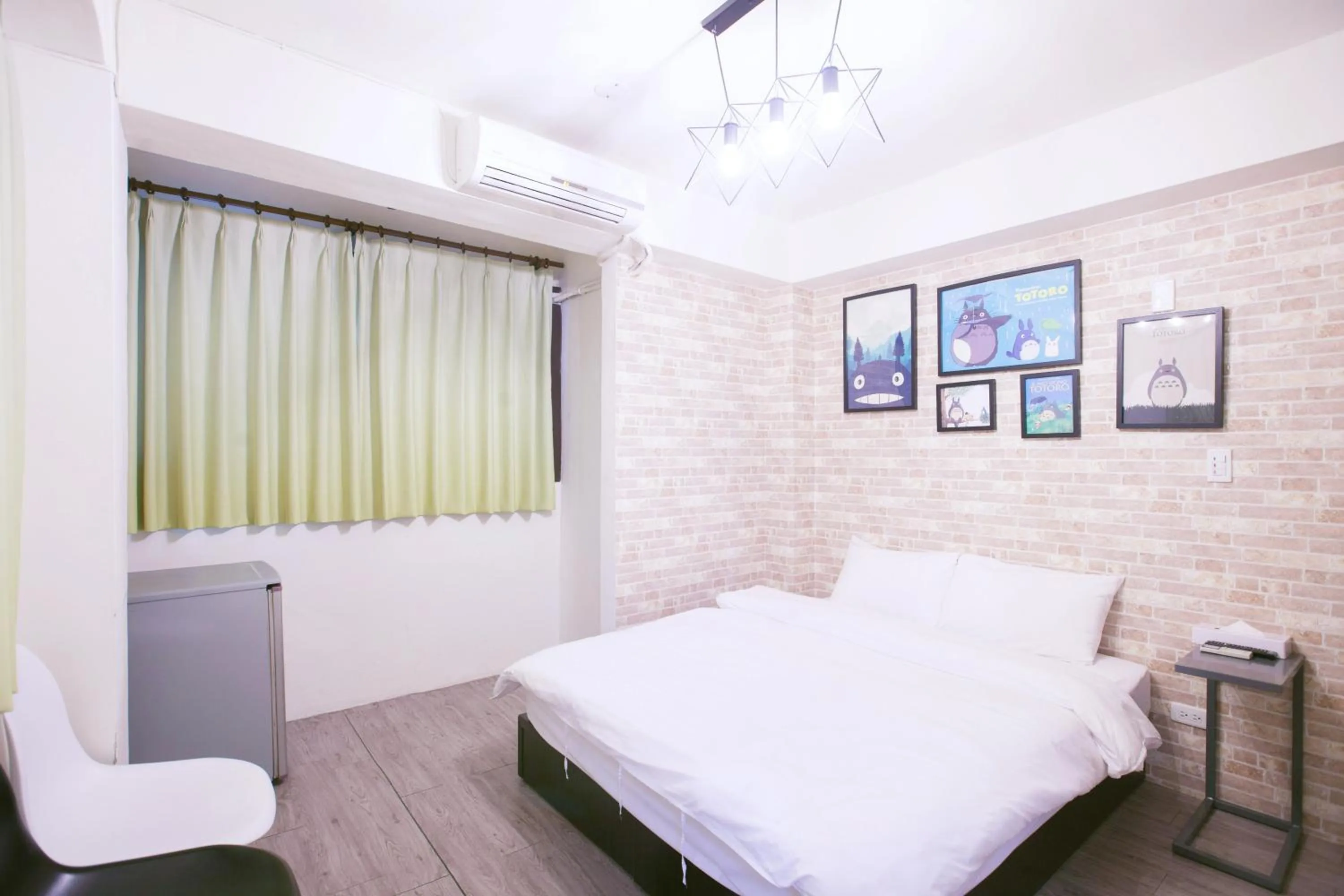 Decorative detail, Bed in Lè mù