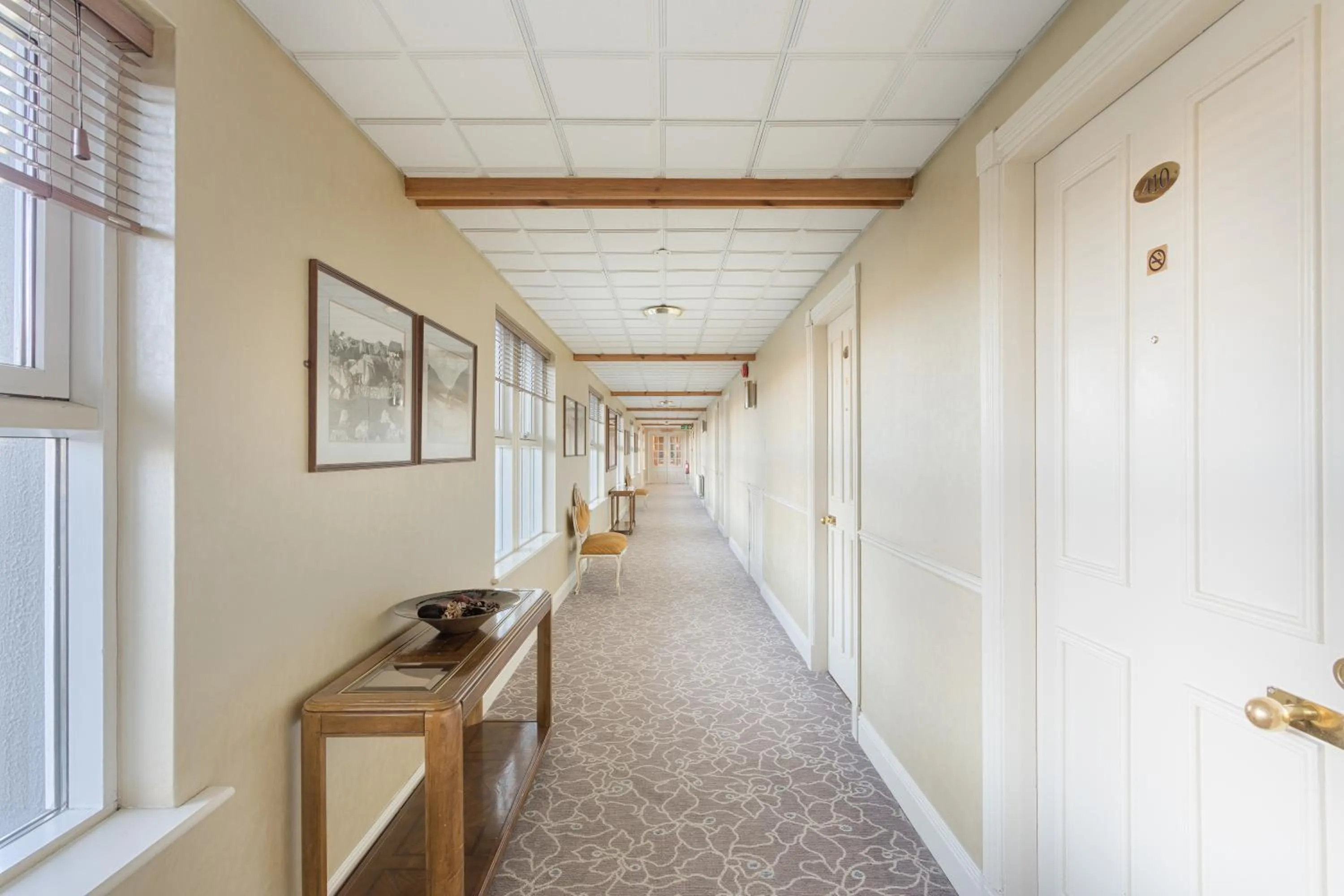 Area and facilities in Connemara Coast Hotel