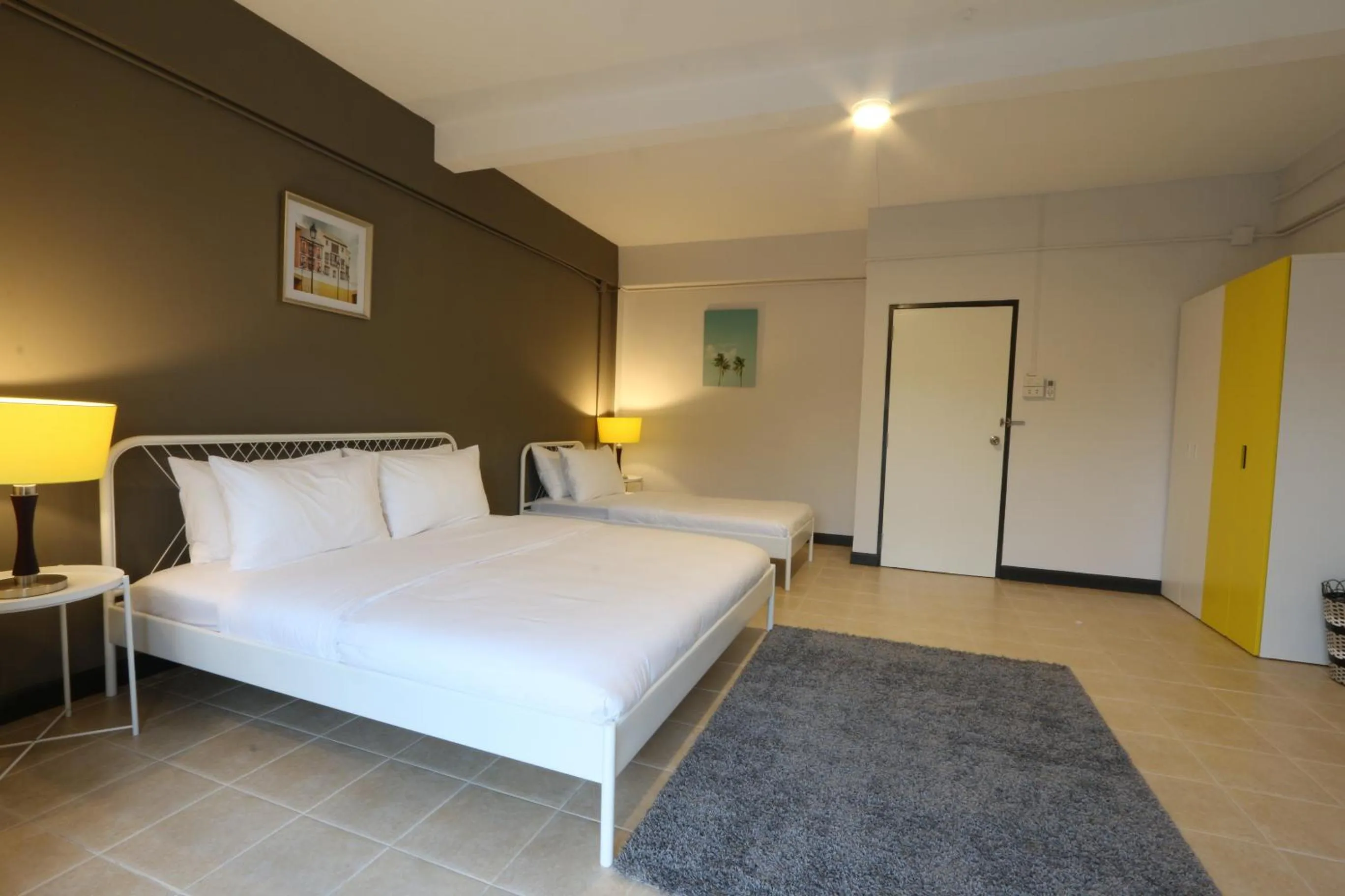 Bedroom, Bed in Neveu Premier Residence : Ratchada