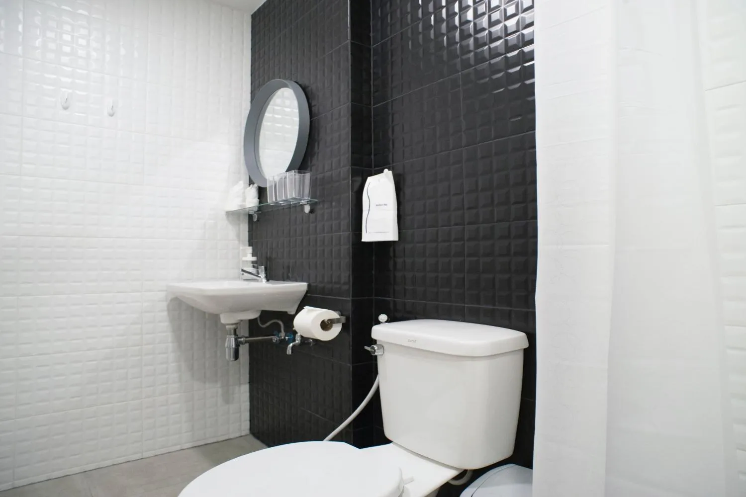 Bathroom in Neveu Premier Residence : Ratchada