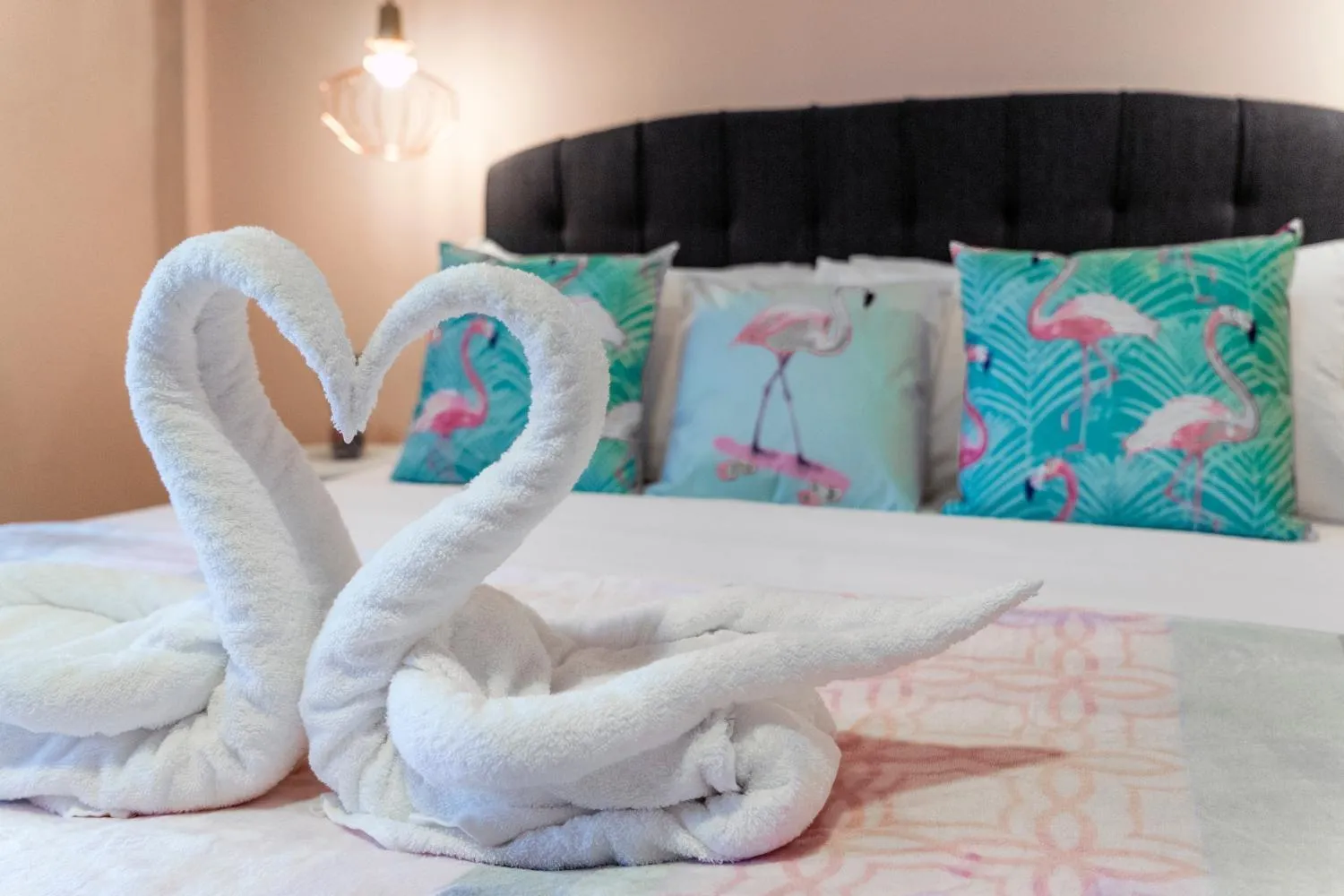 Bedroom, Bed in Neveu Premier Residence : Ratchada