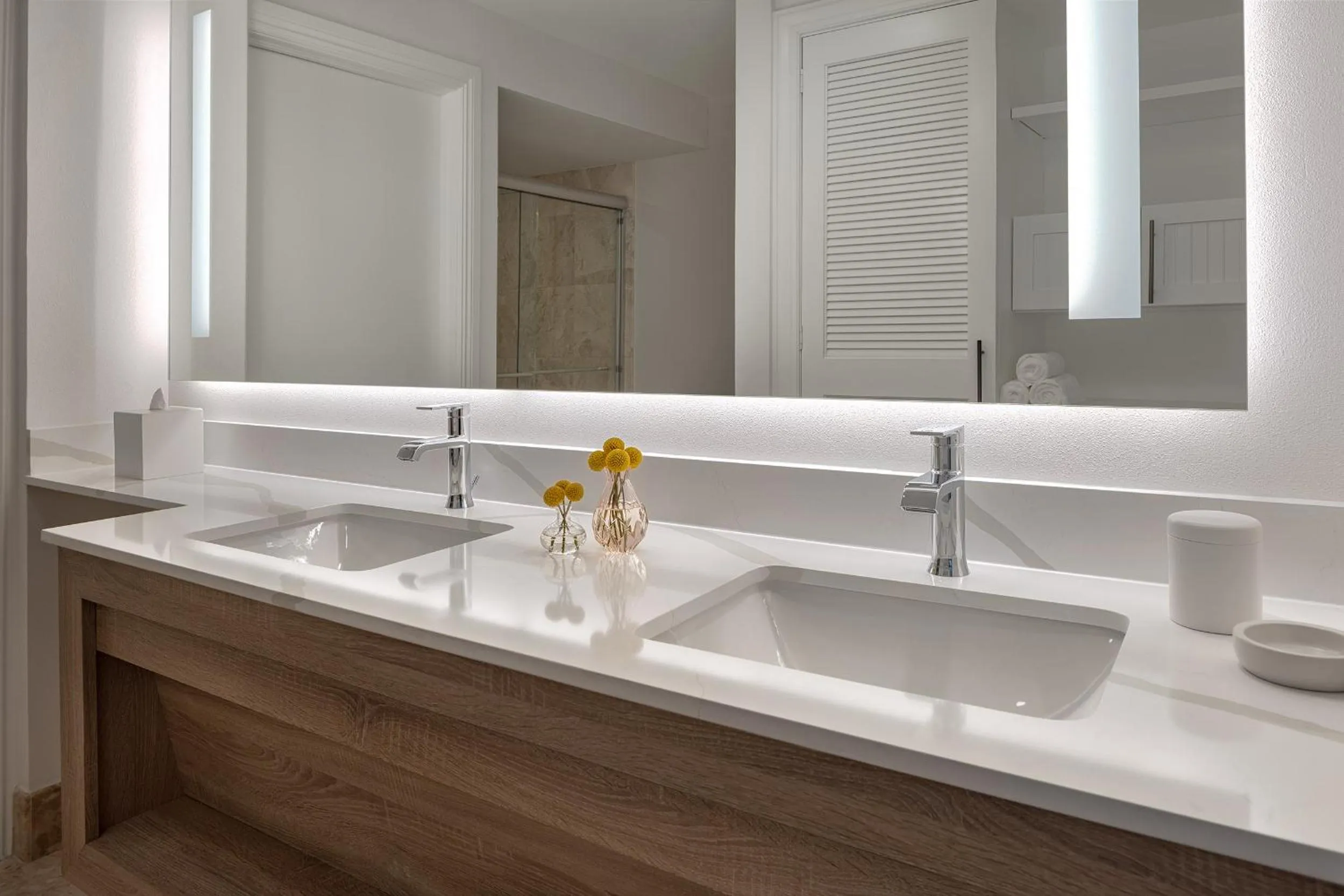 Bathroom in Margaritaville Beach House Key West