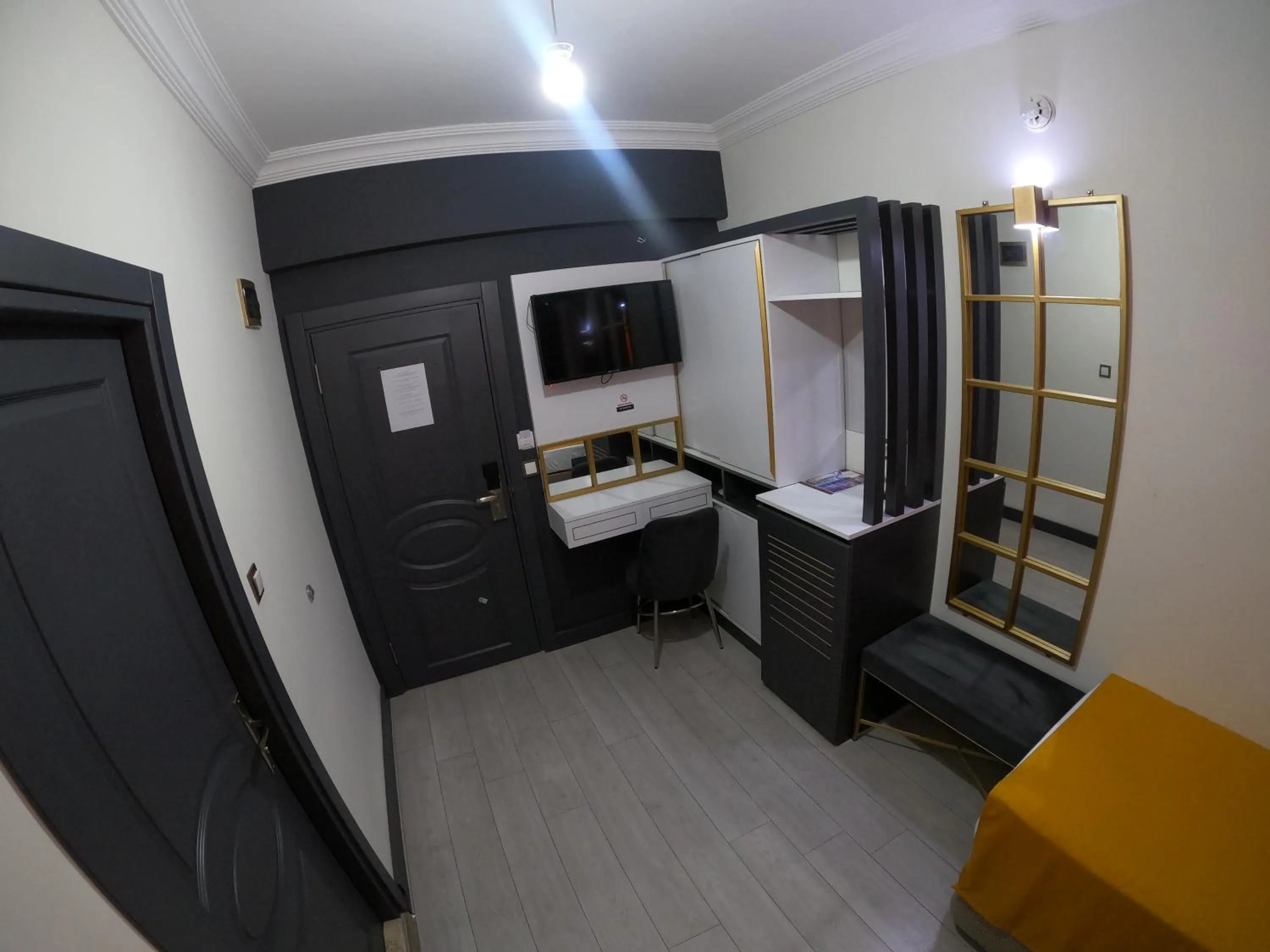 Decorative detail in Exporoyal Hotel