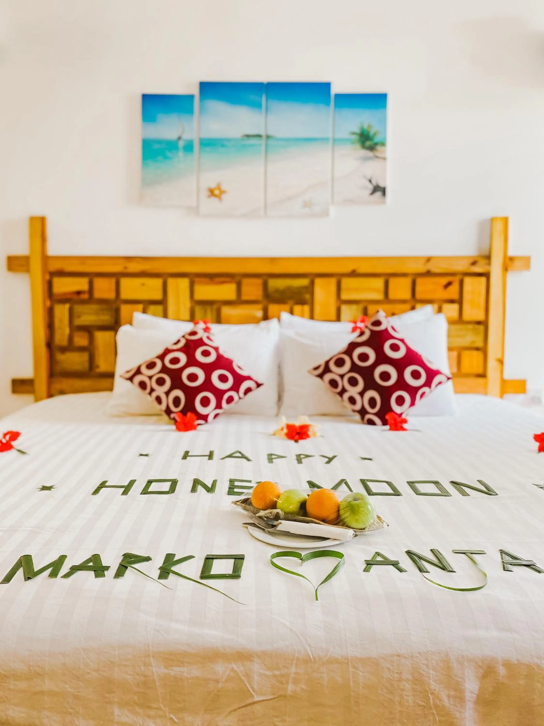 Bedroom, Bed in Shallow Lagoon Rasdhoo