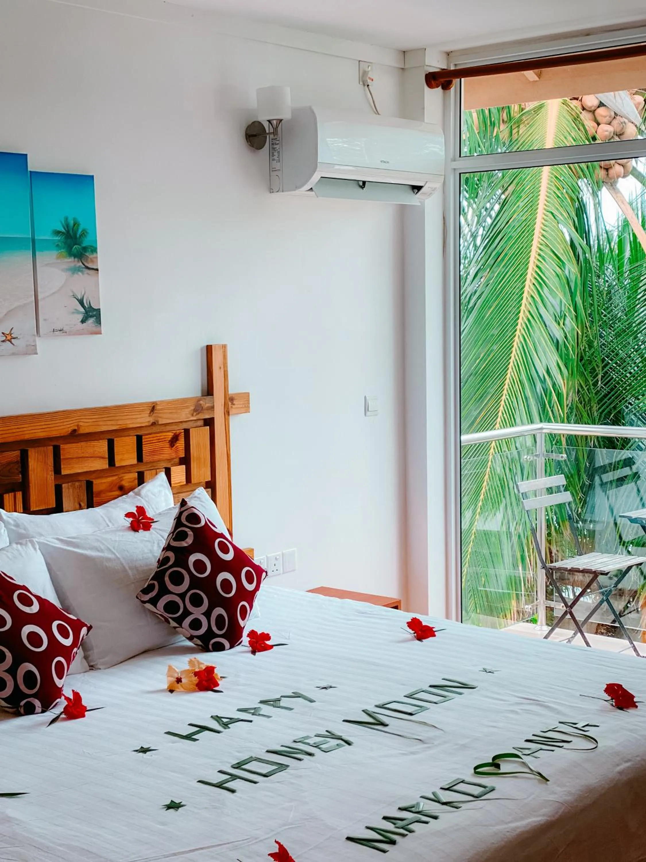 Balcony/Terrace, Bed in Shallow Lagoon Rasdhoo