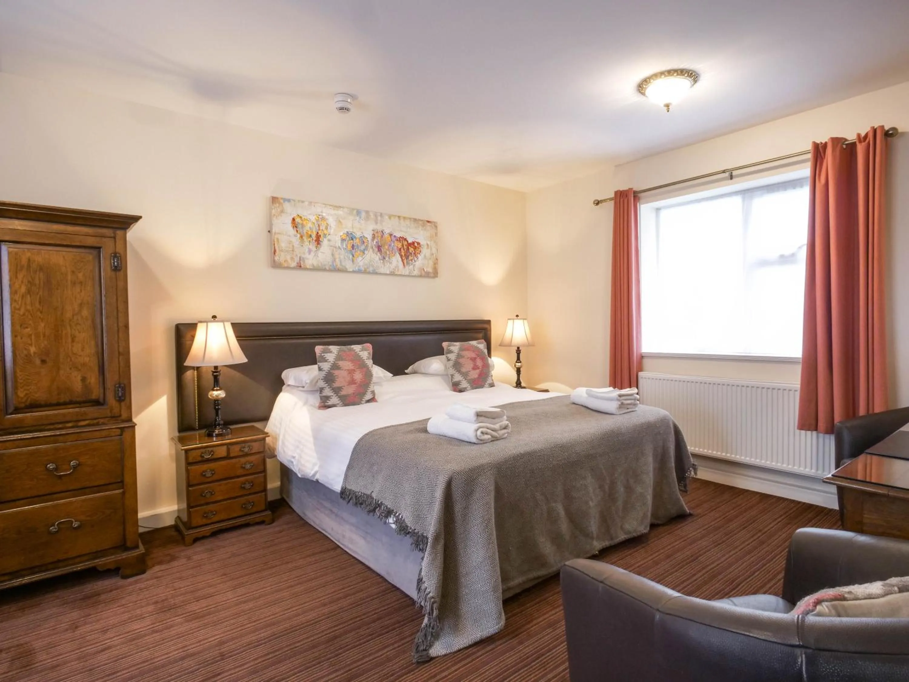 Bedroom, Bed in The Black Boy Inn