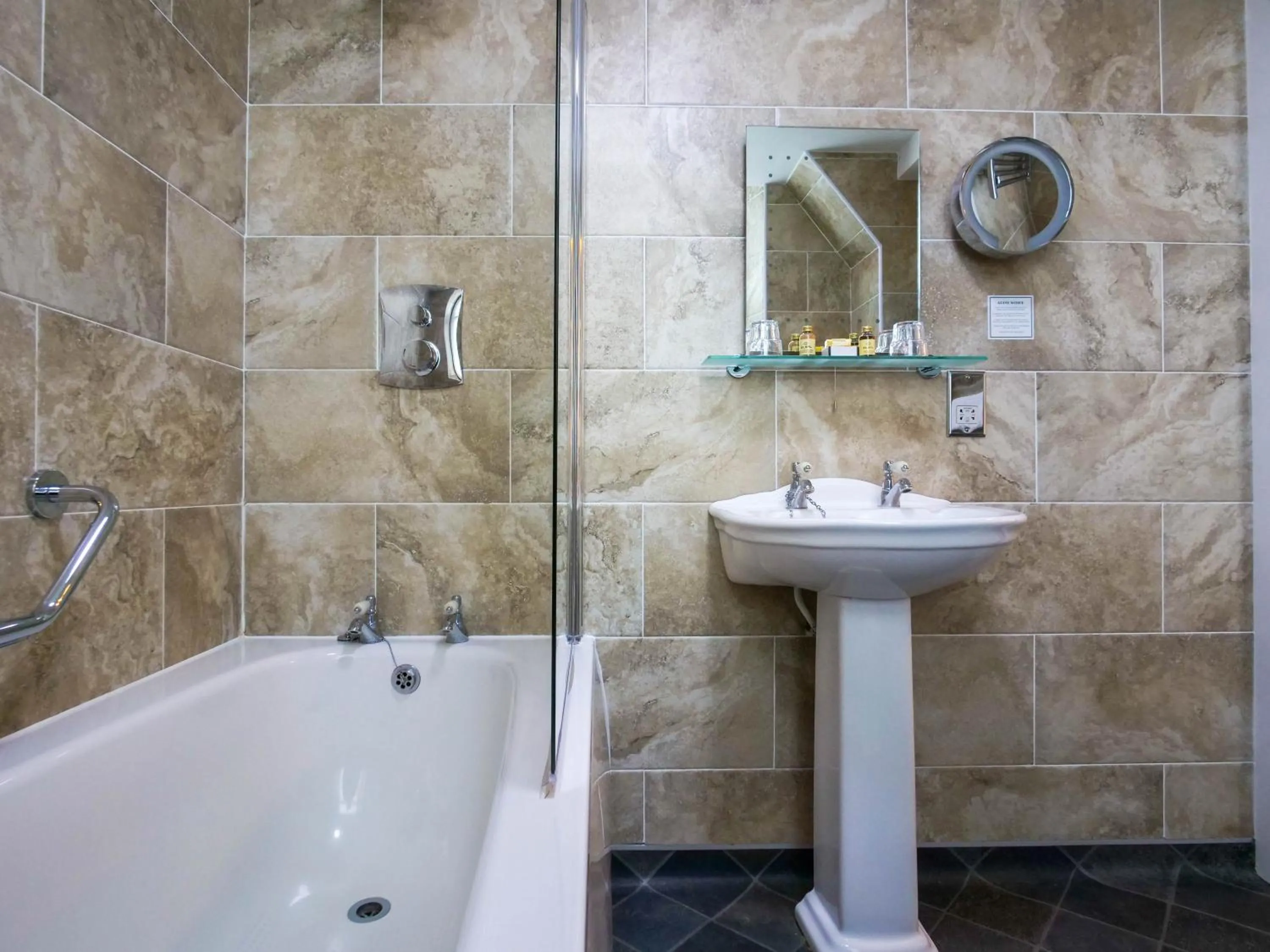 Bathroom in The Black Boy Inn
