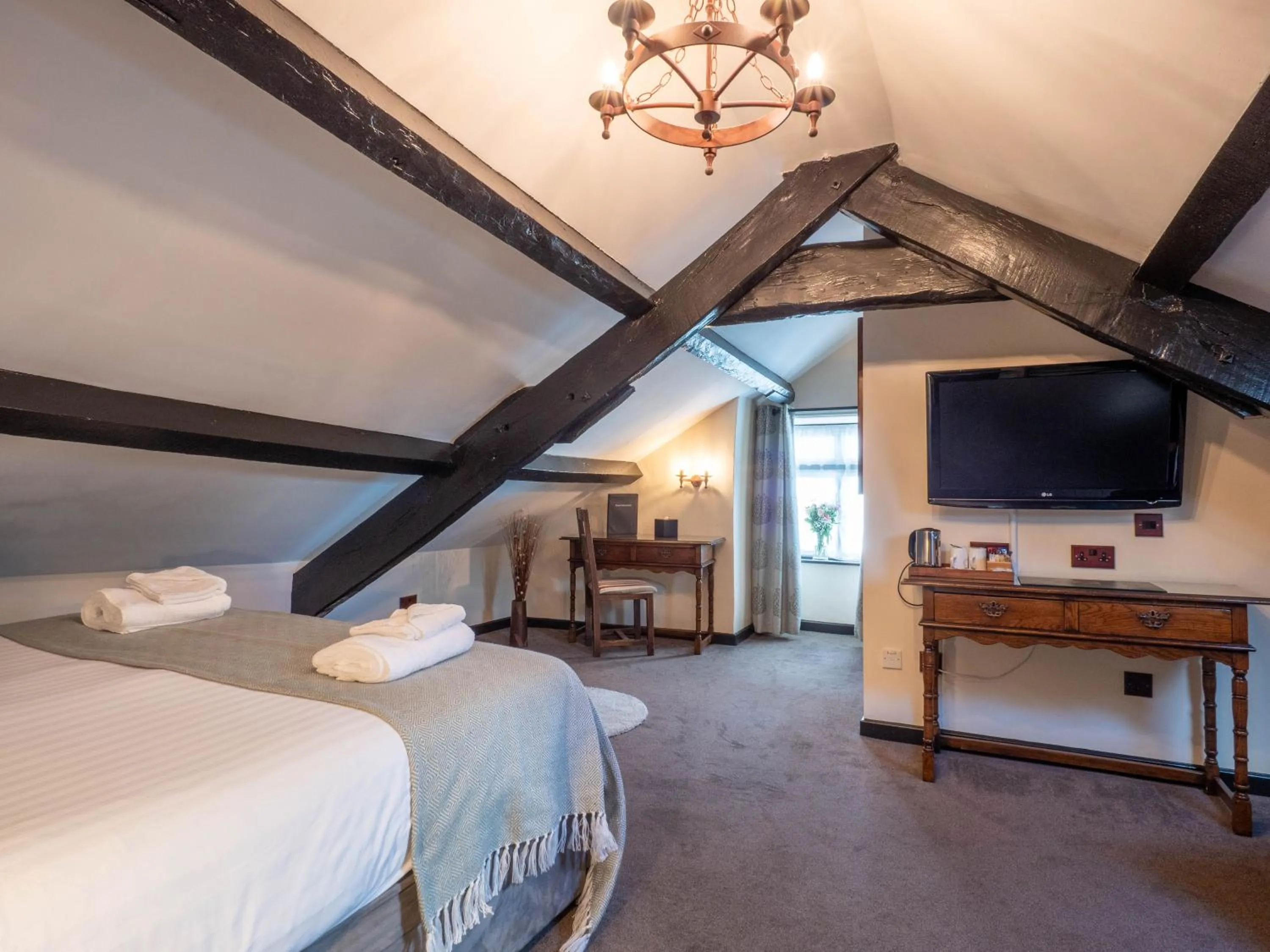 Bed in The Black Boy Inn