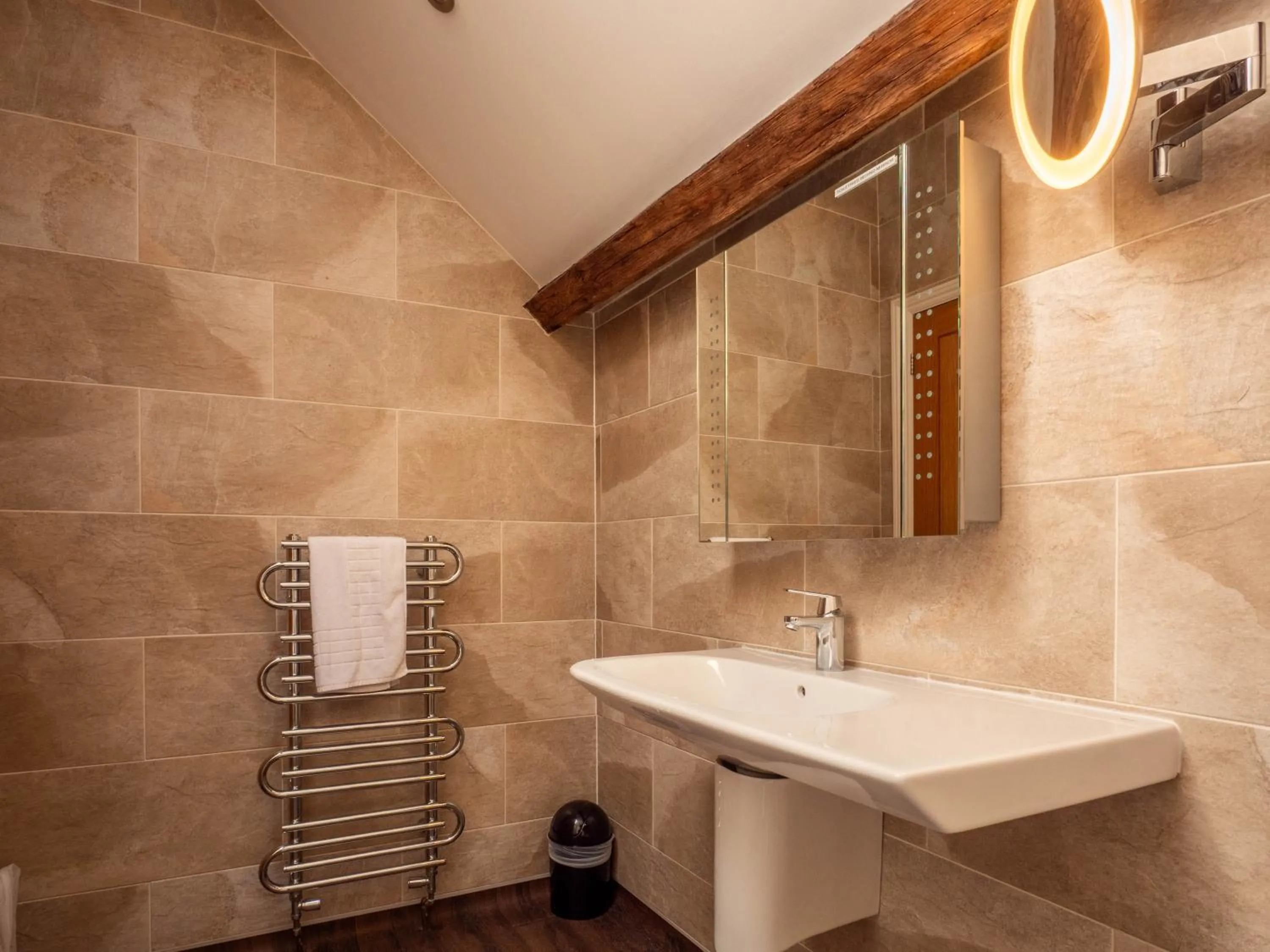 Bathroom in The Black Boy Inn