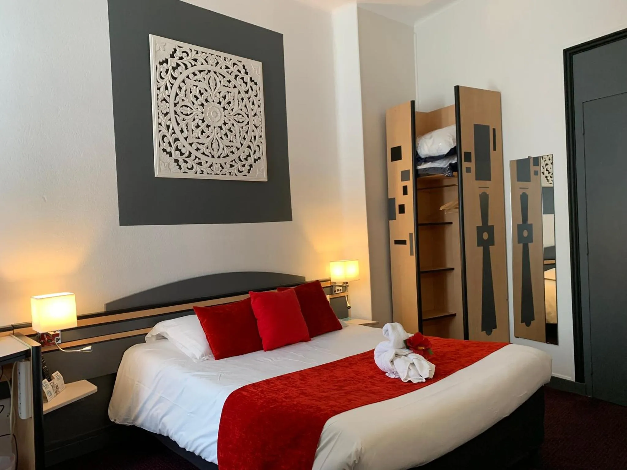 Bed in Cit' Hotel de France