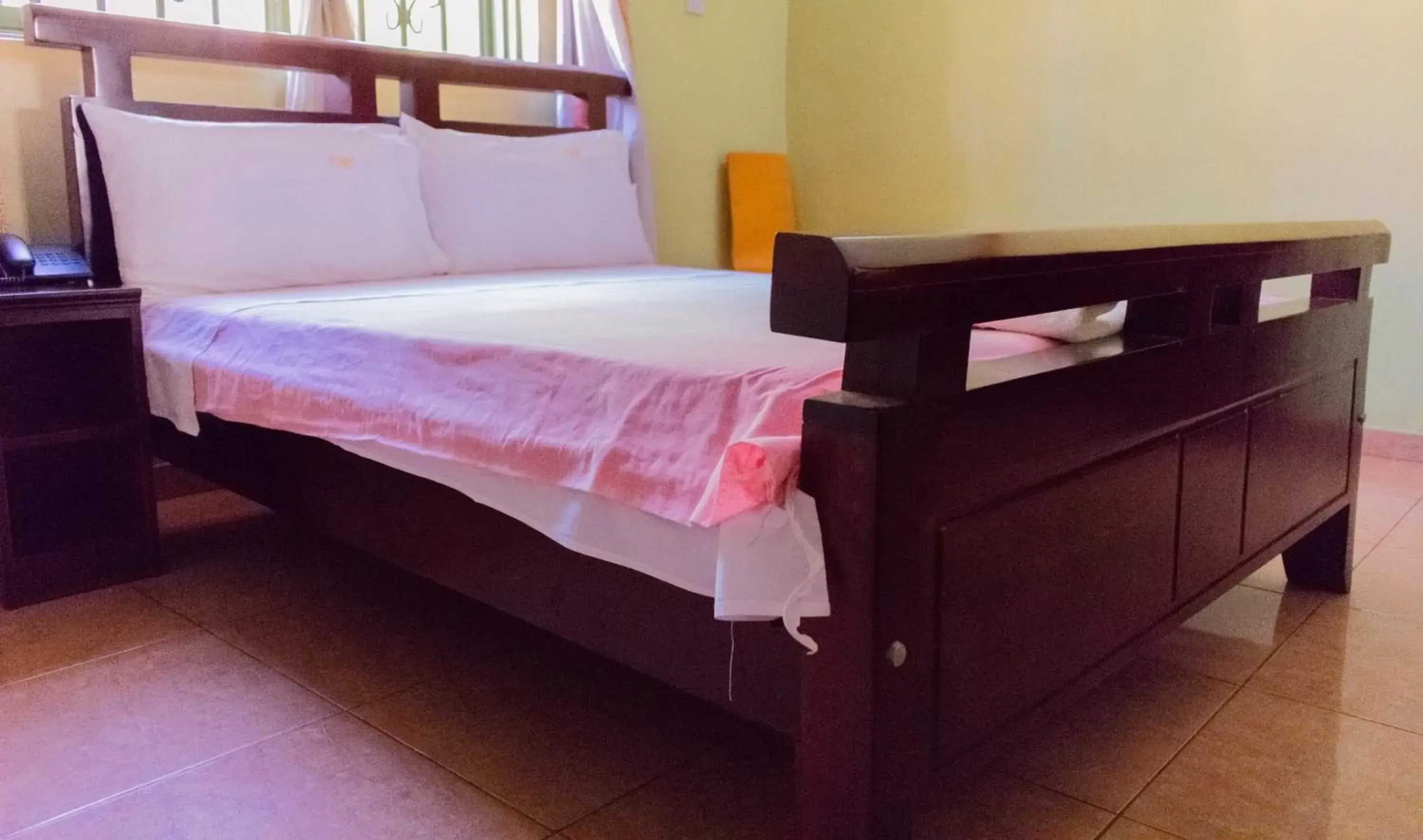 Double Room - single occupancy in Etana Motel Kampala Double Room - single occupancy in Etana Motel Kampala