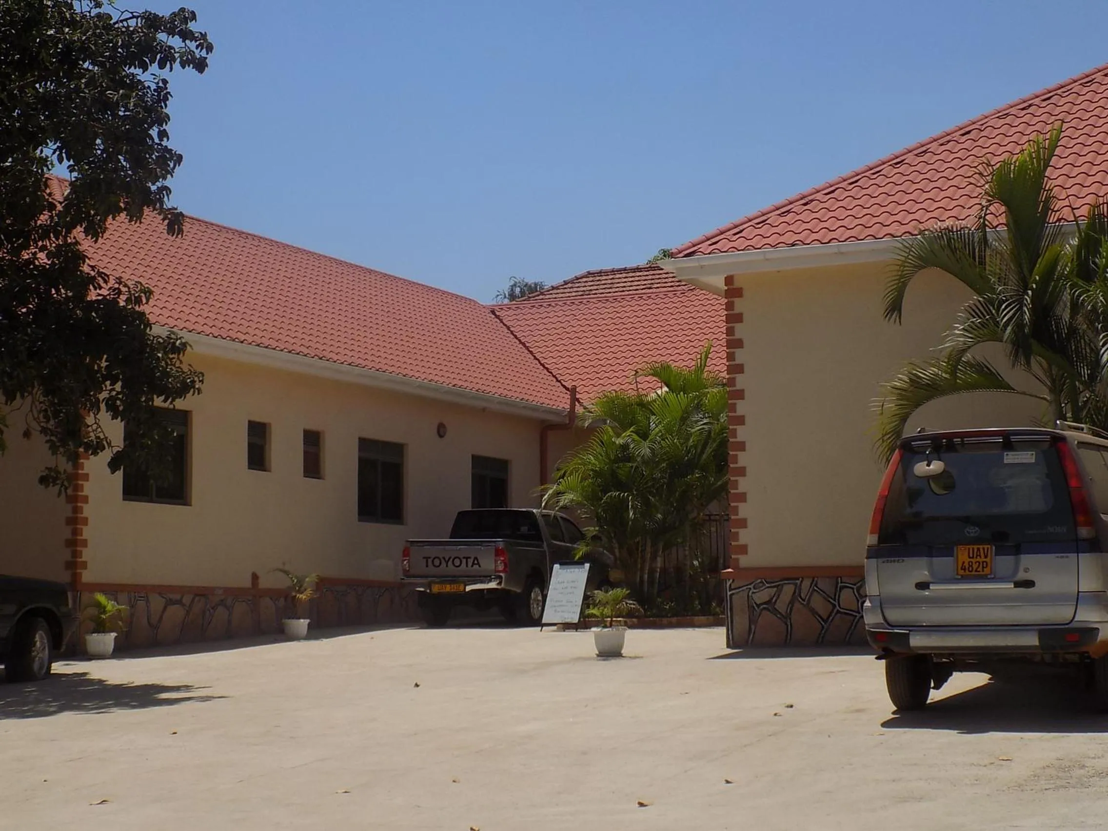 Area and facilities in Etana Motel Kampala