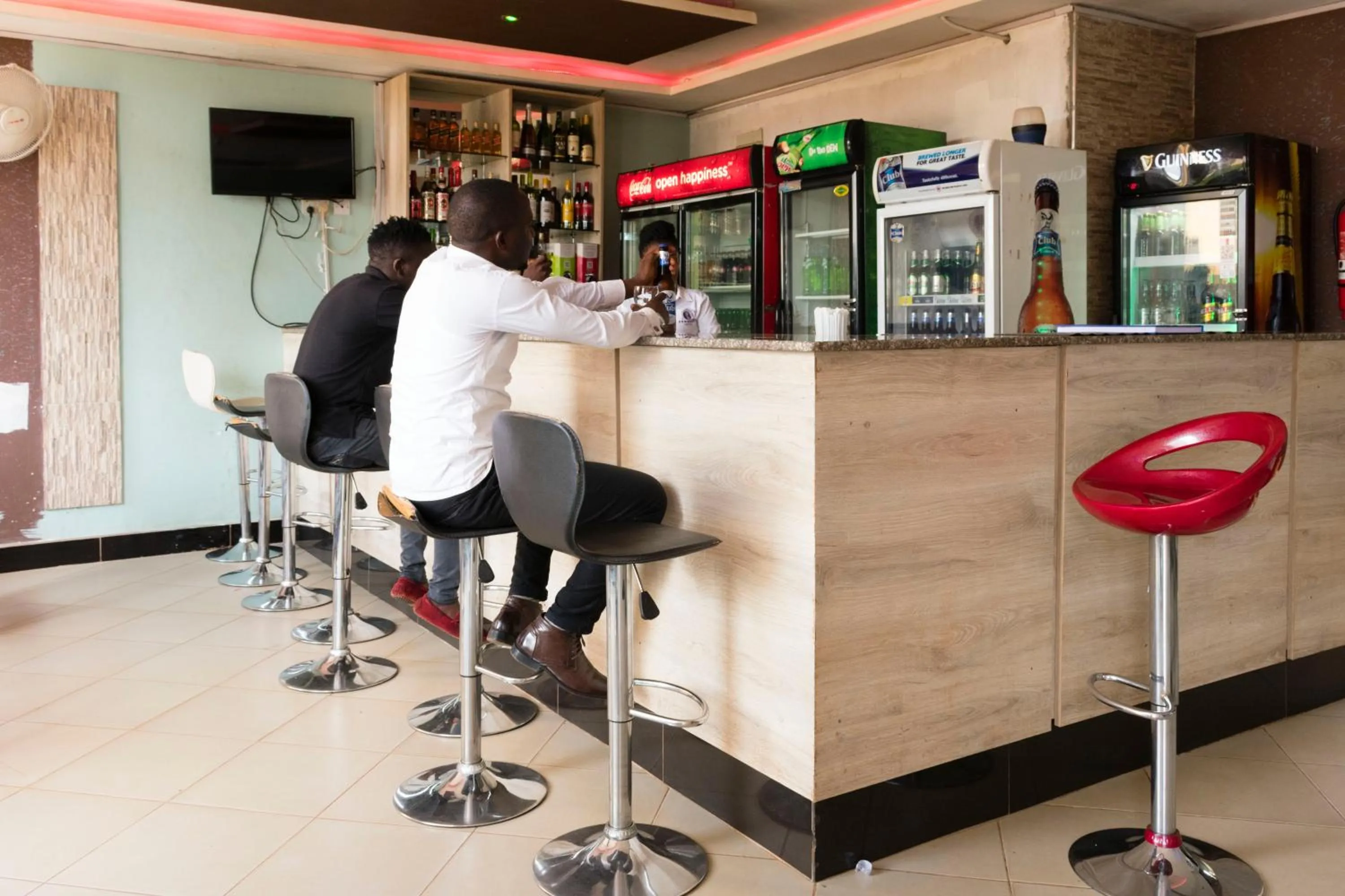 Lounge or bar in Remmings Hotel Kampala