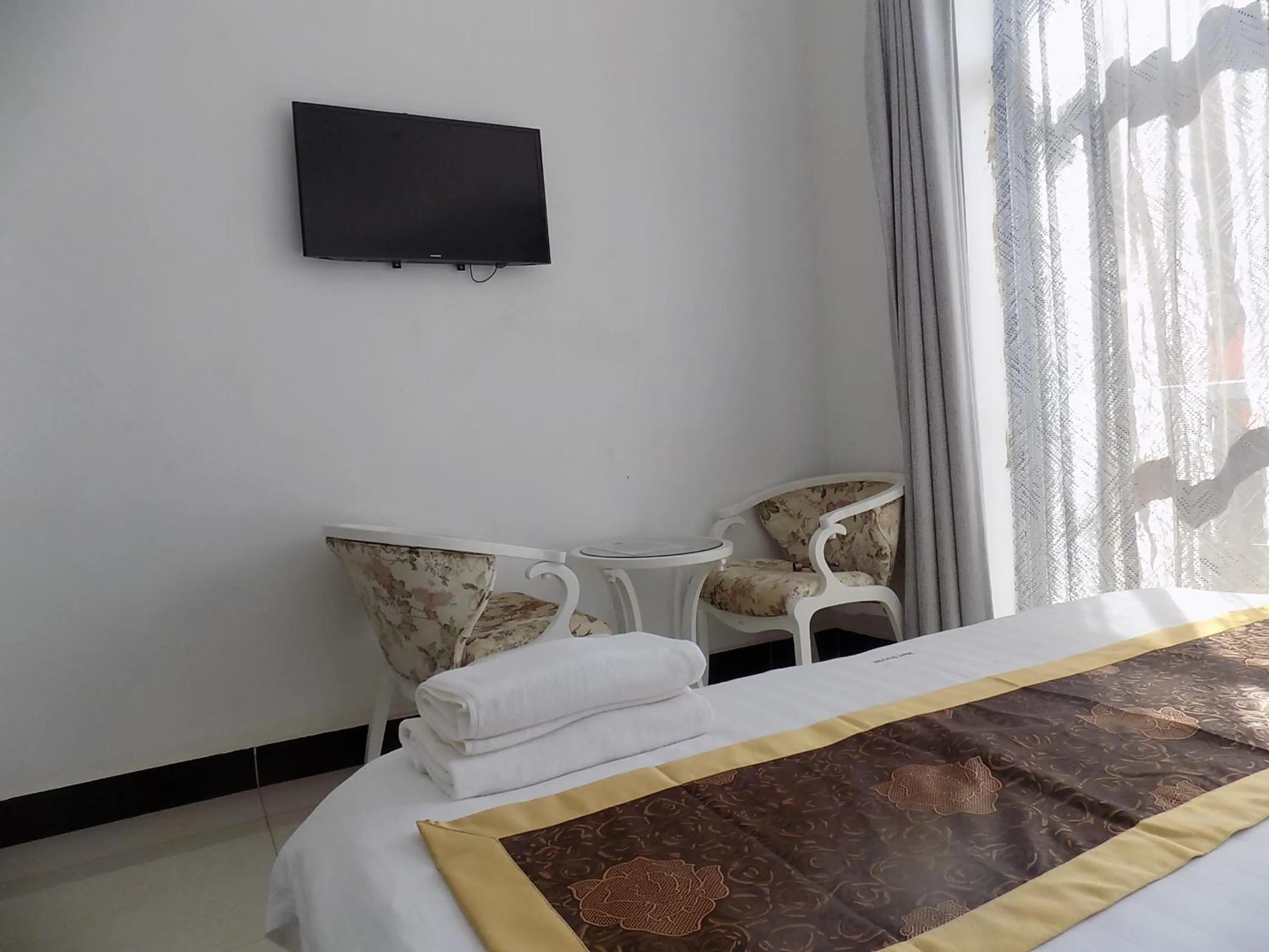 Photo of the whole room in Remmings Hotel Kampala