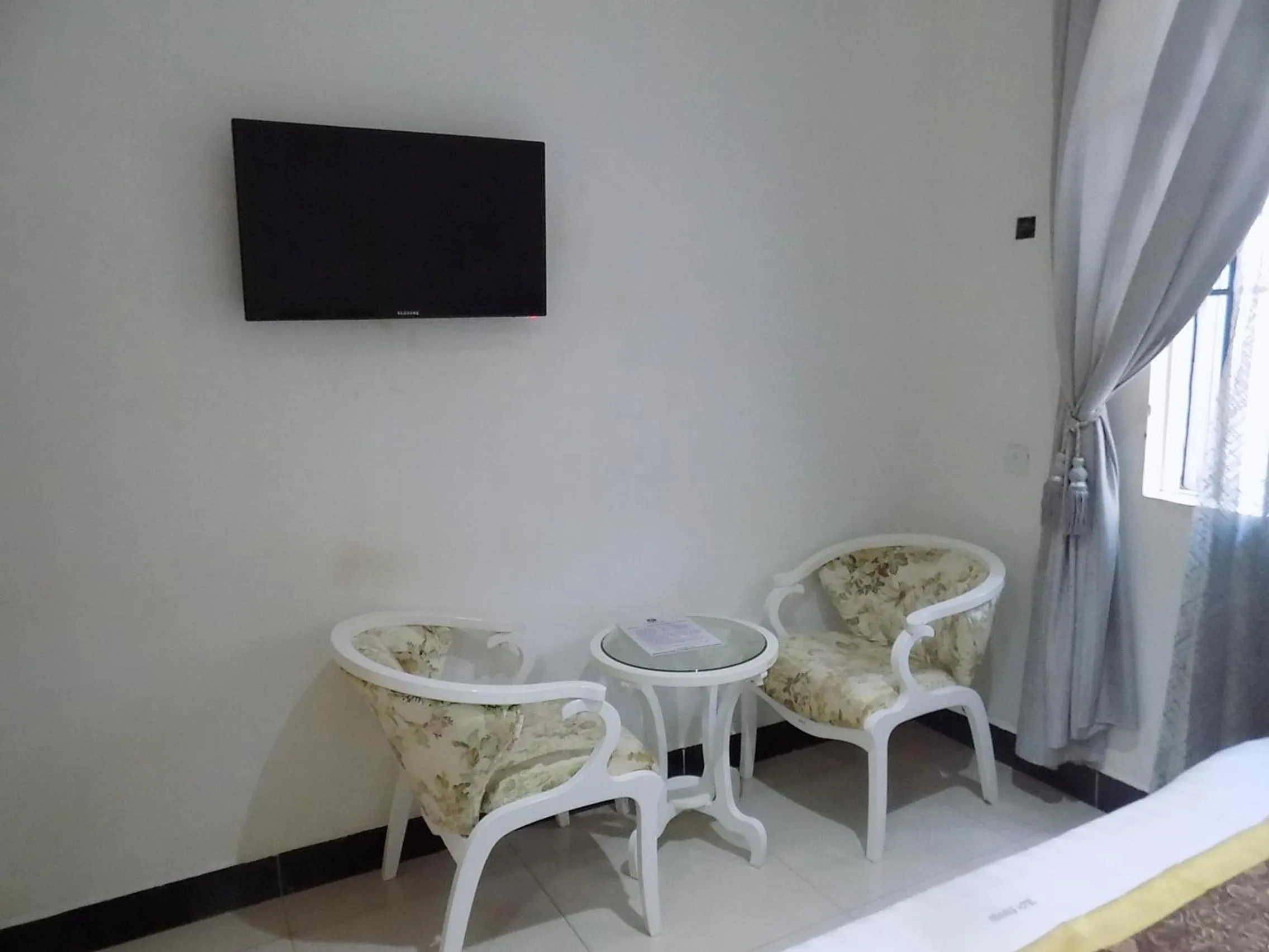 Bedroom in Remmings Hotel Kampala