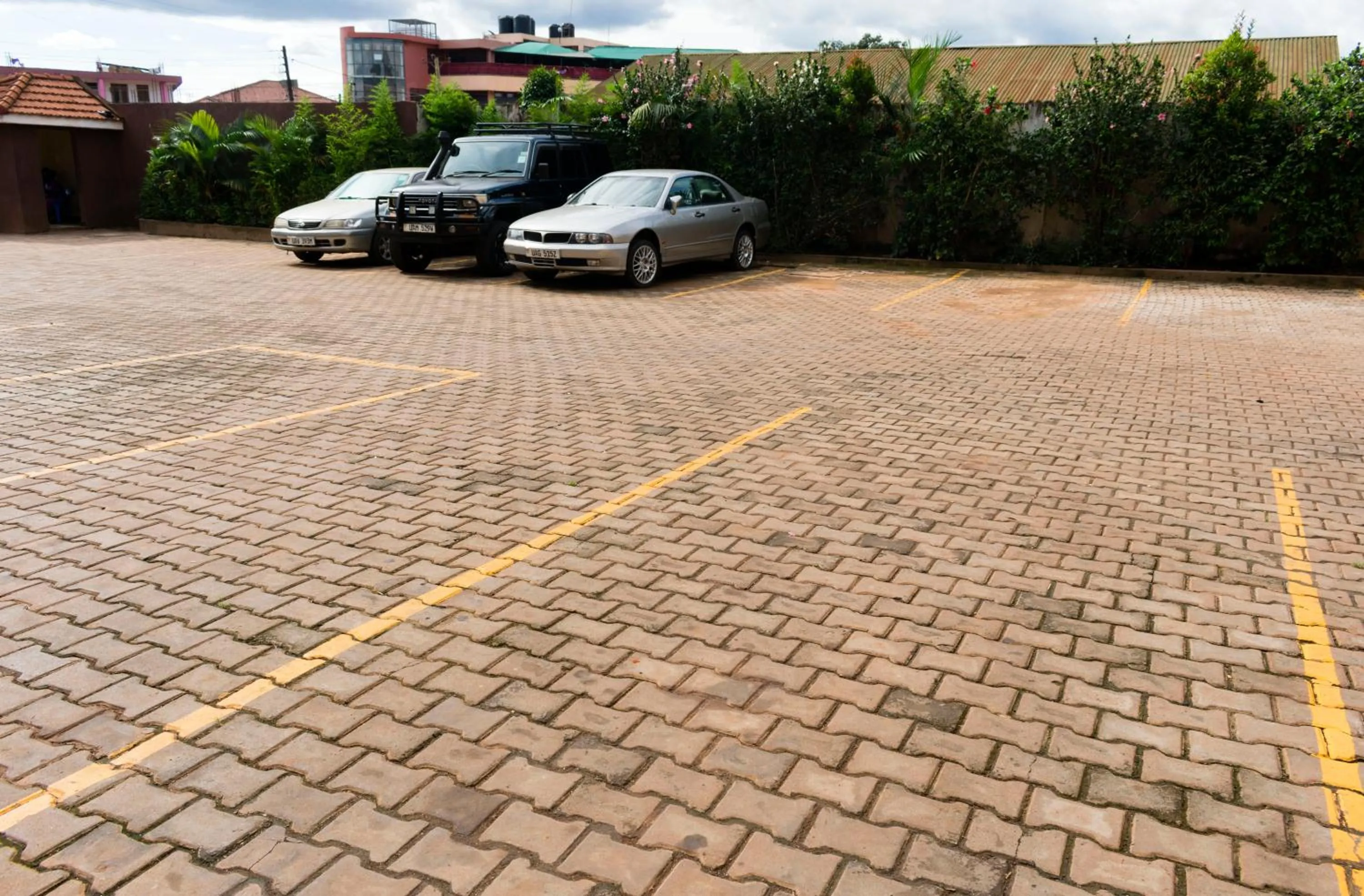 Parking in Remmings Hotel Kampala
