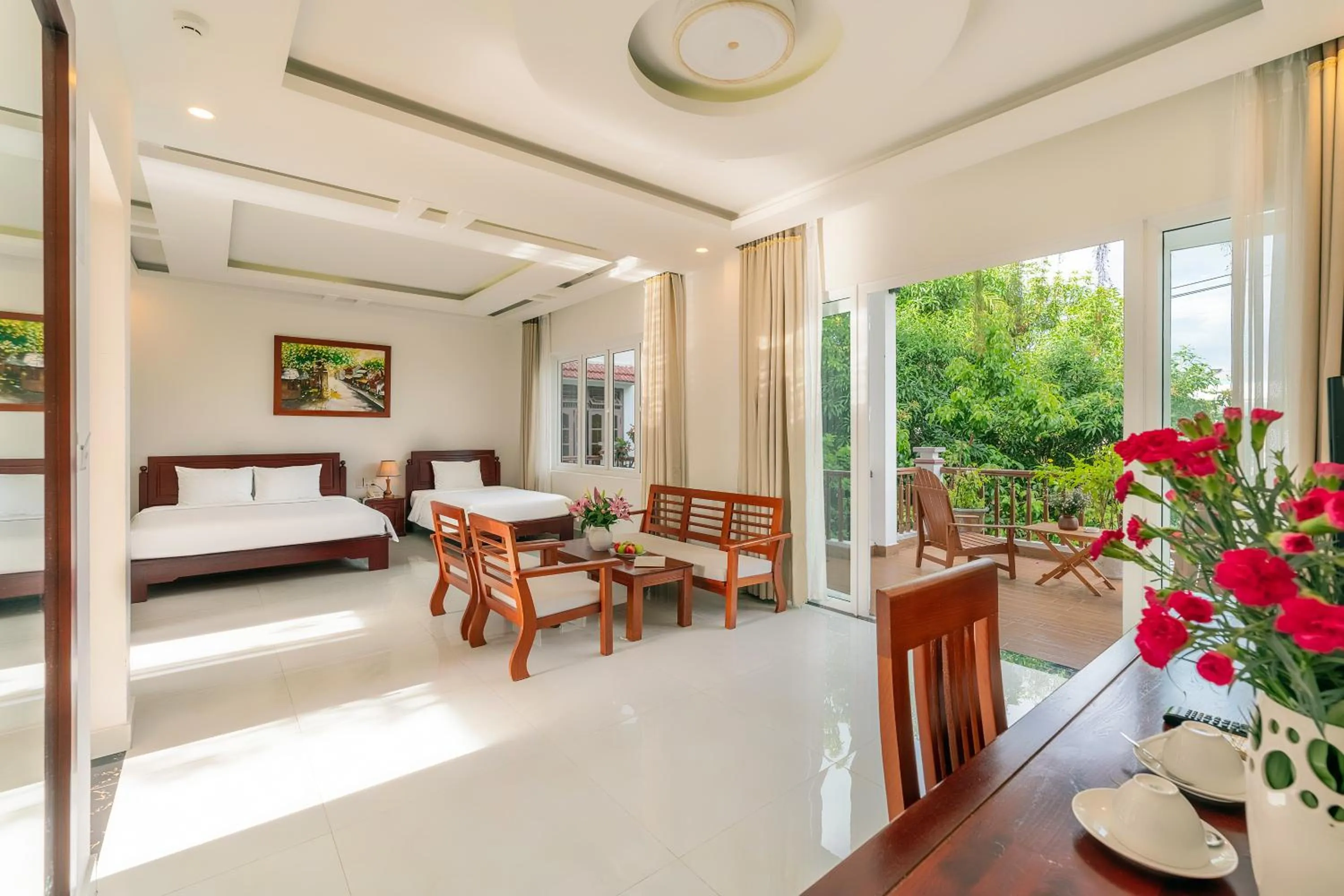 Photo of the whole room in Hoi An Palmy Villa