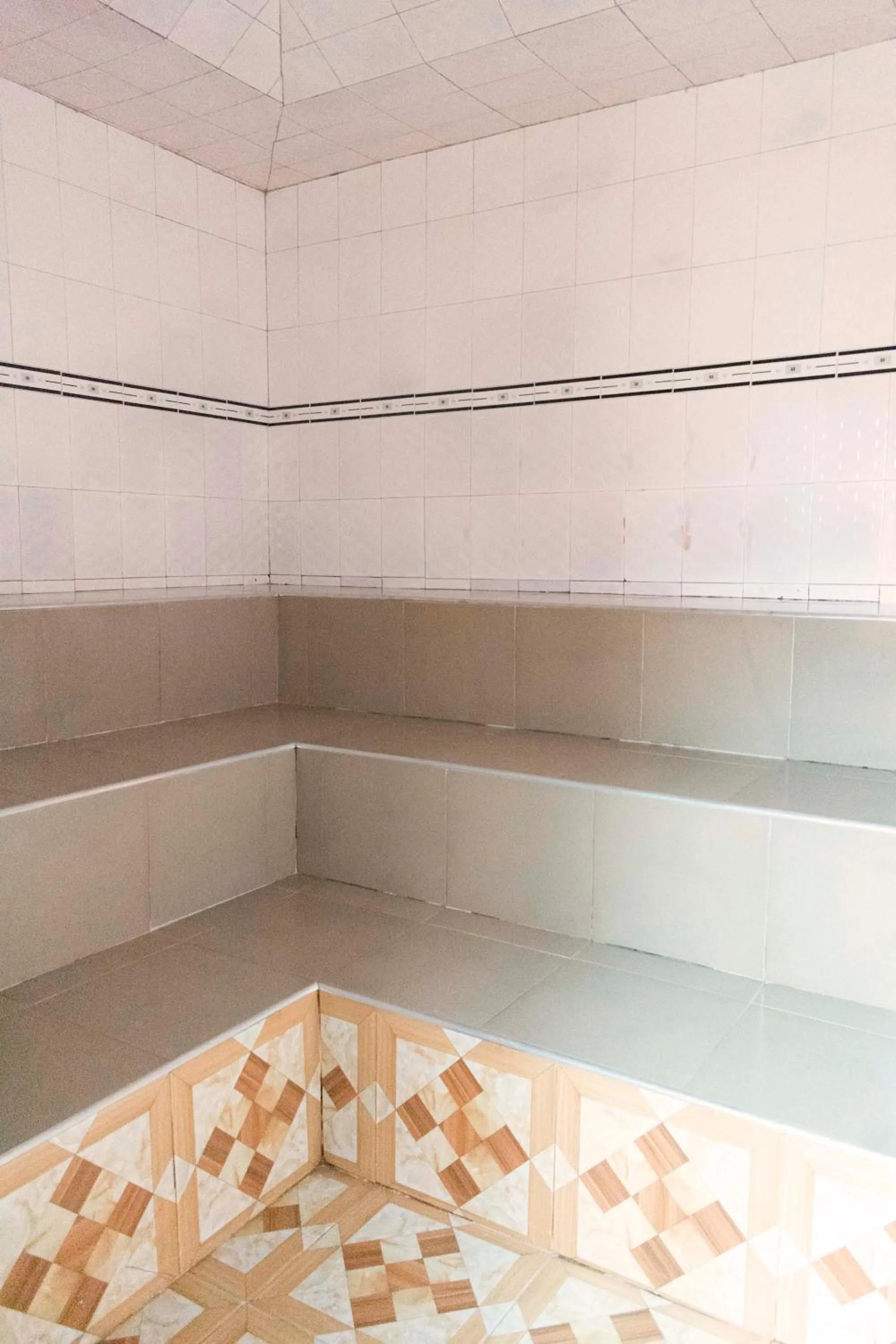 Steam room in Japs Motel Mbarara