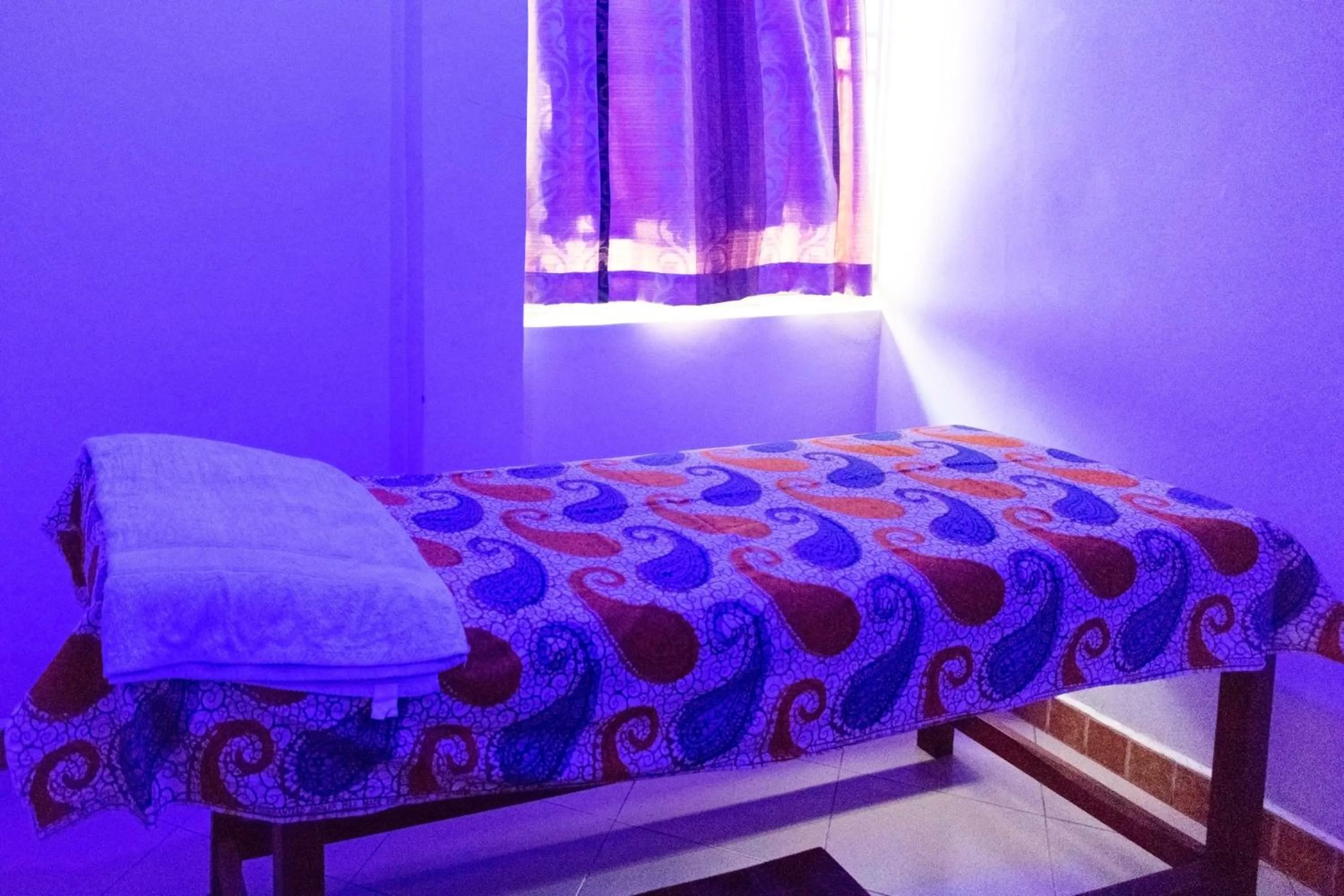 Massage in Japs Motel Mbarara