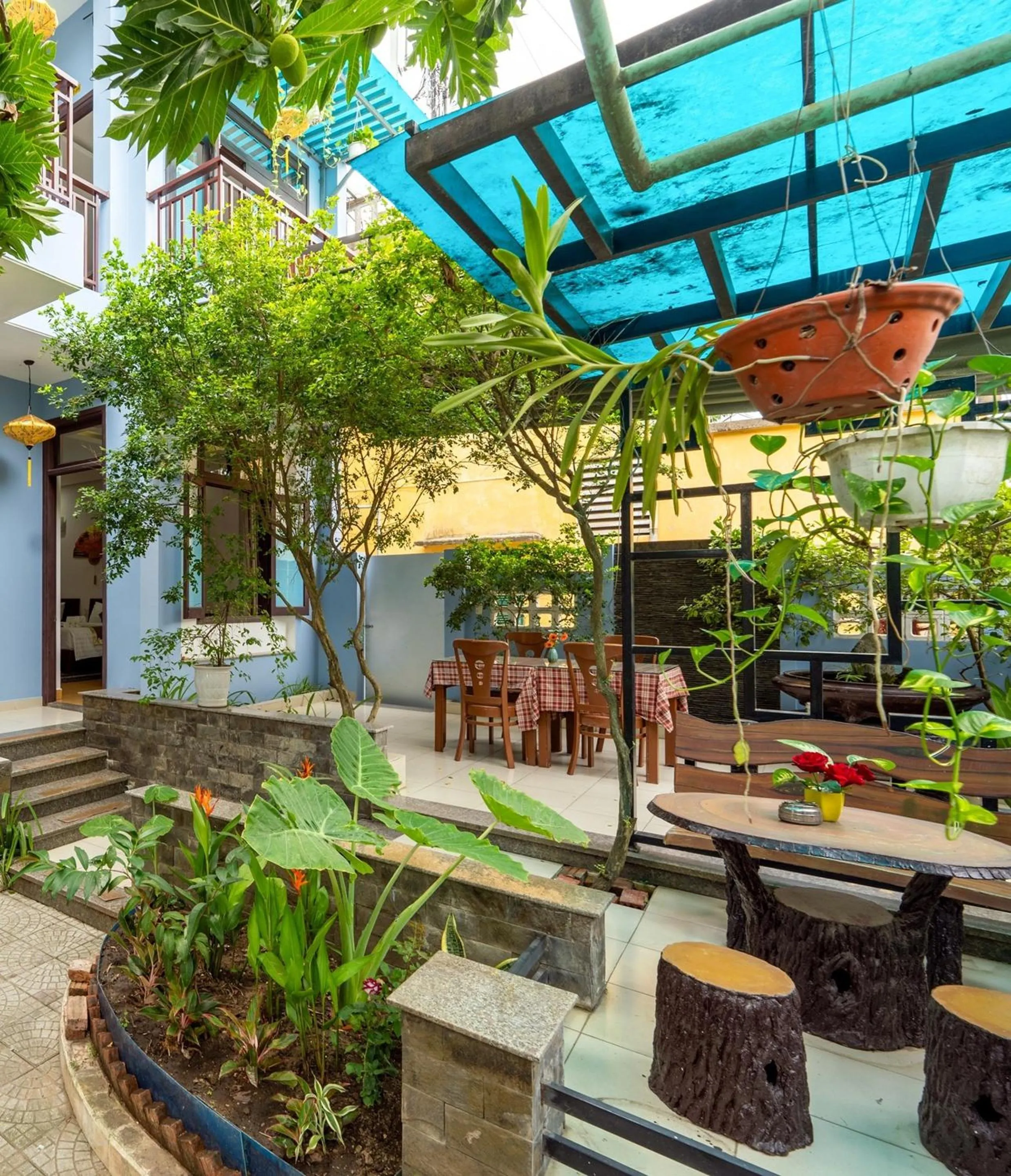 Restaurant/places to eat in Smart Garden Homestay