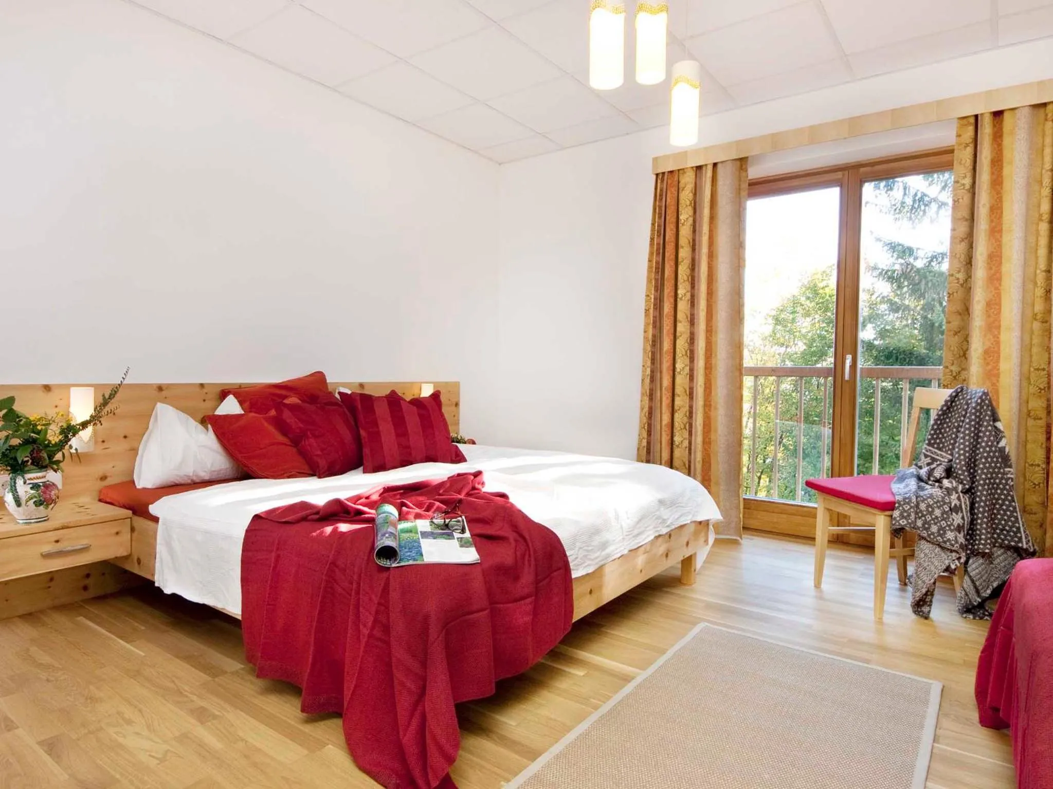 Photo of the whole room, Bed in Brandtner Komfortzimmer