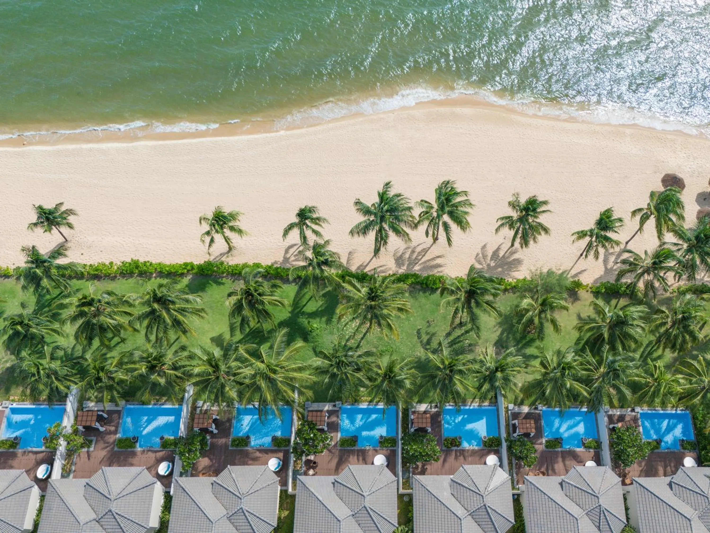 Beach in Melia Vinpearl Phu Quoc