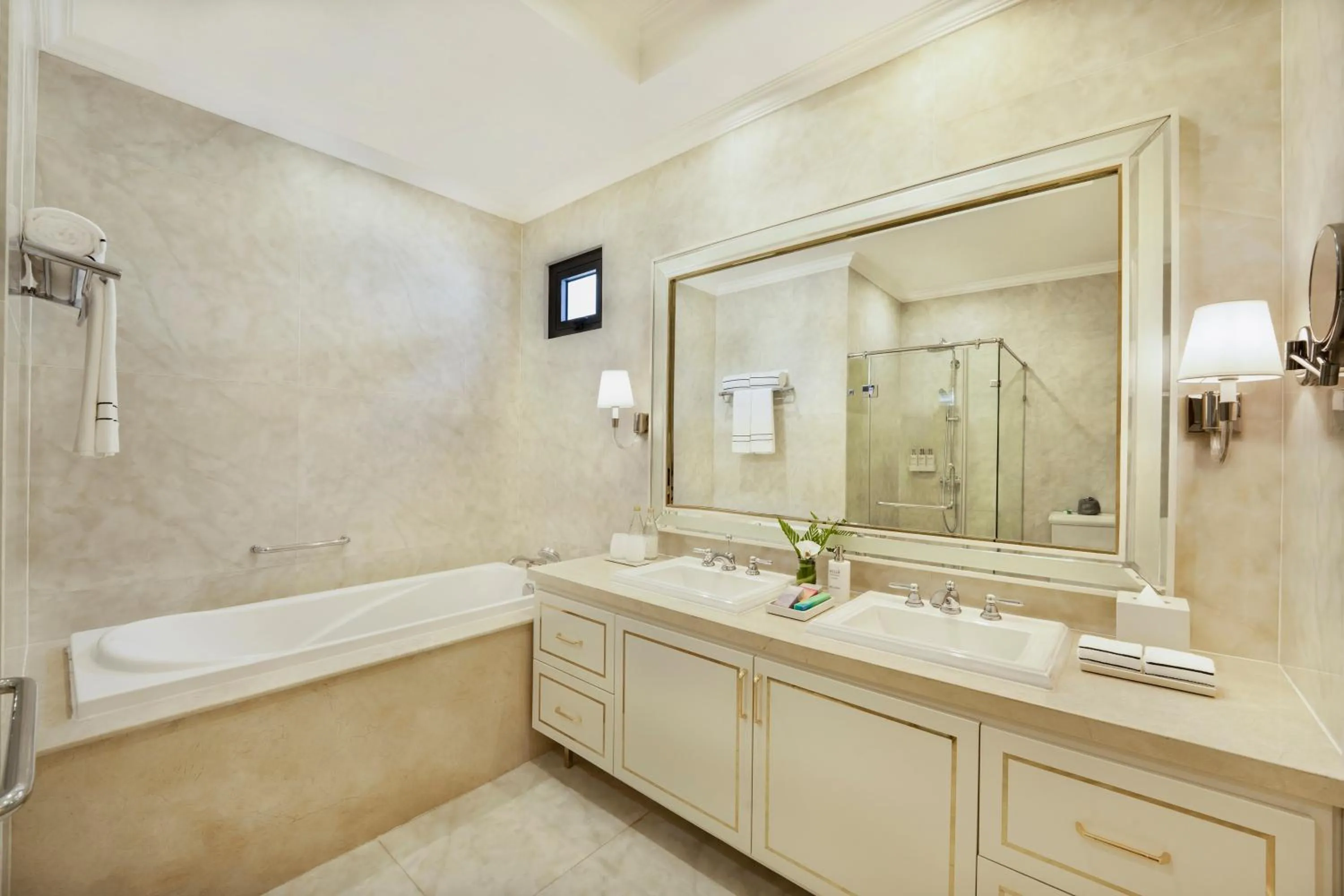 Bathroom in Melia Vinpearl Phu Quoc
