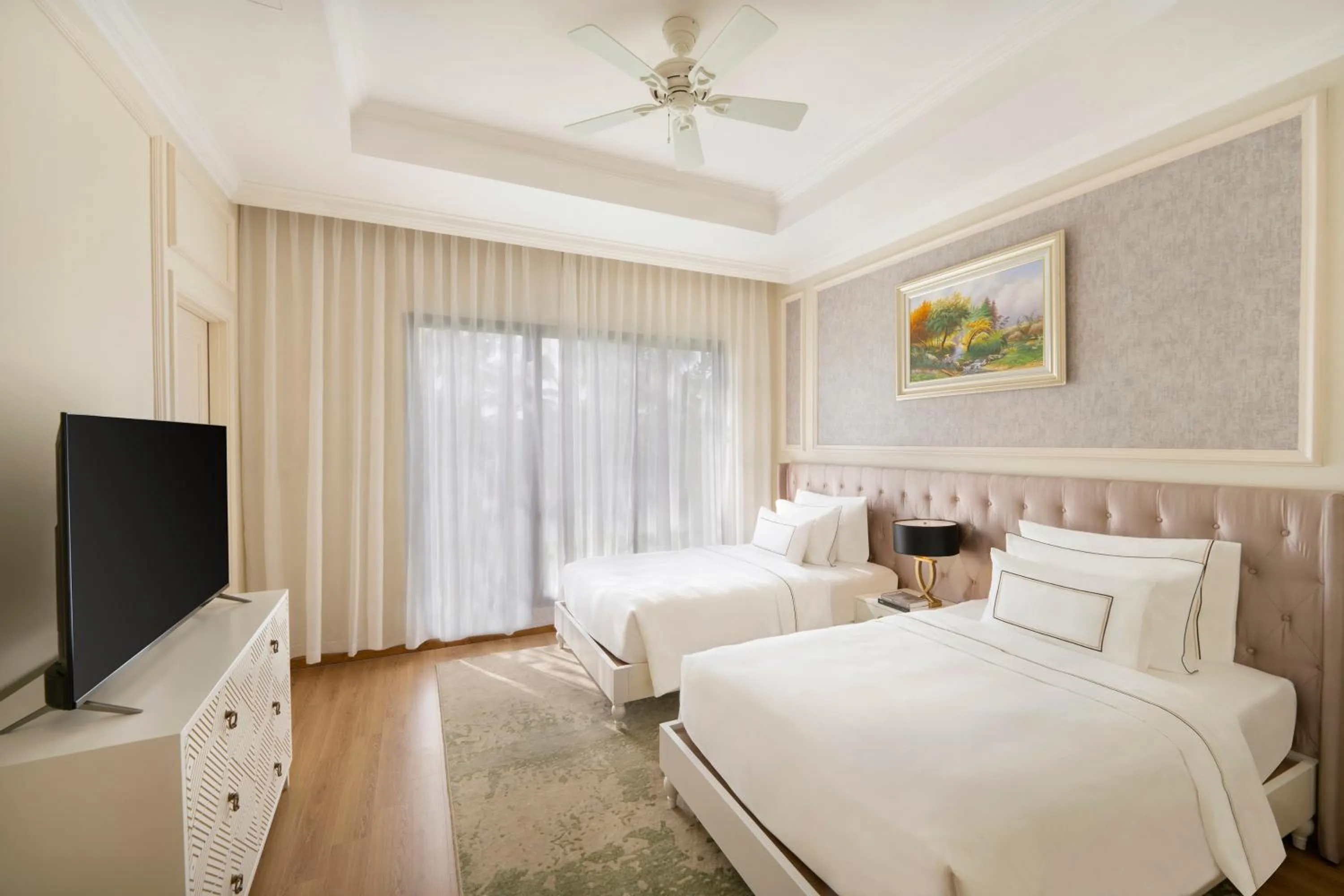 Bedroom, Bed in Melia Vinpearl Phu Quoc