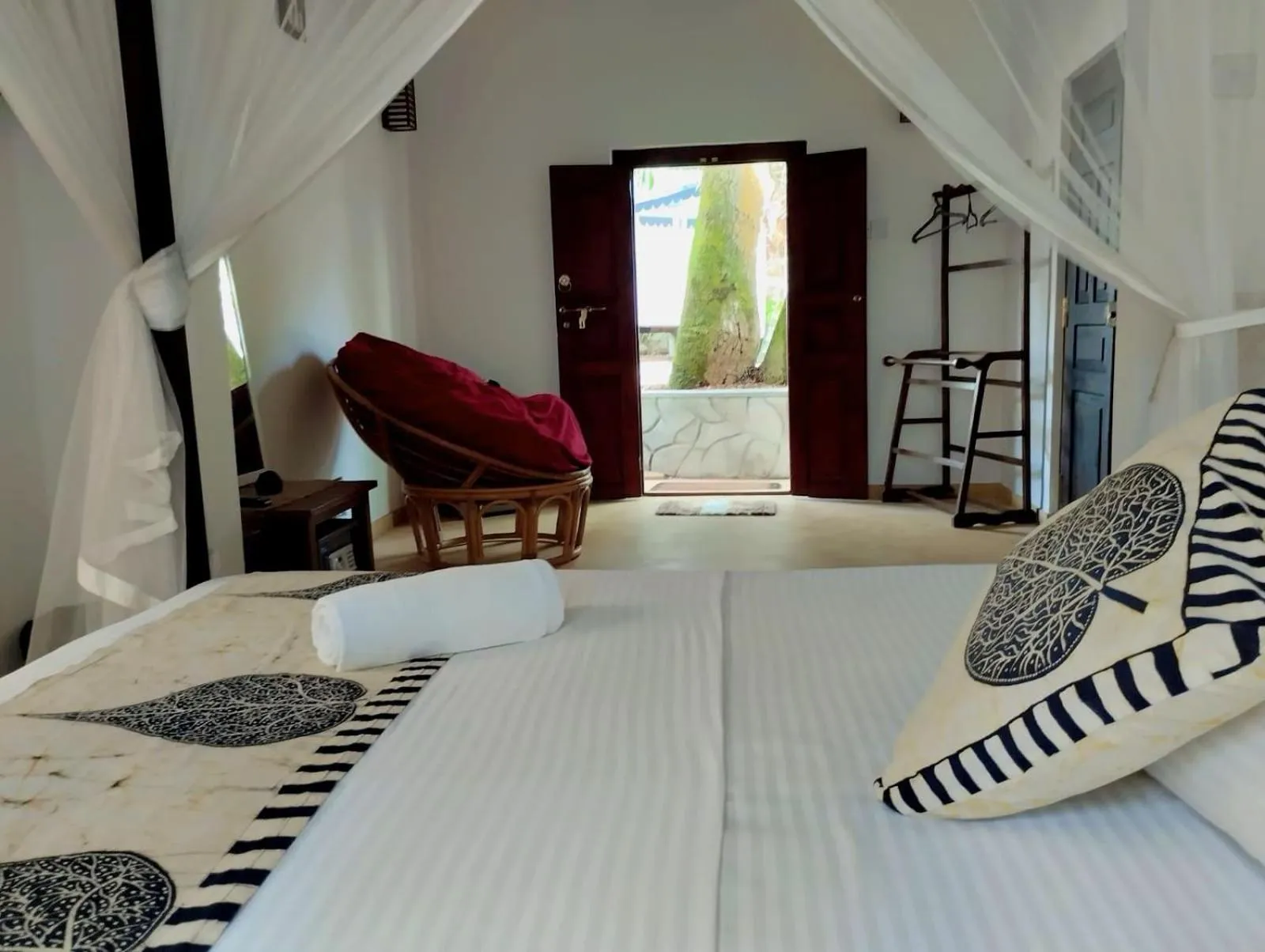 Bed in Glamour Mirissa