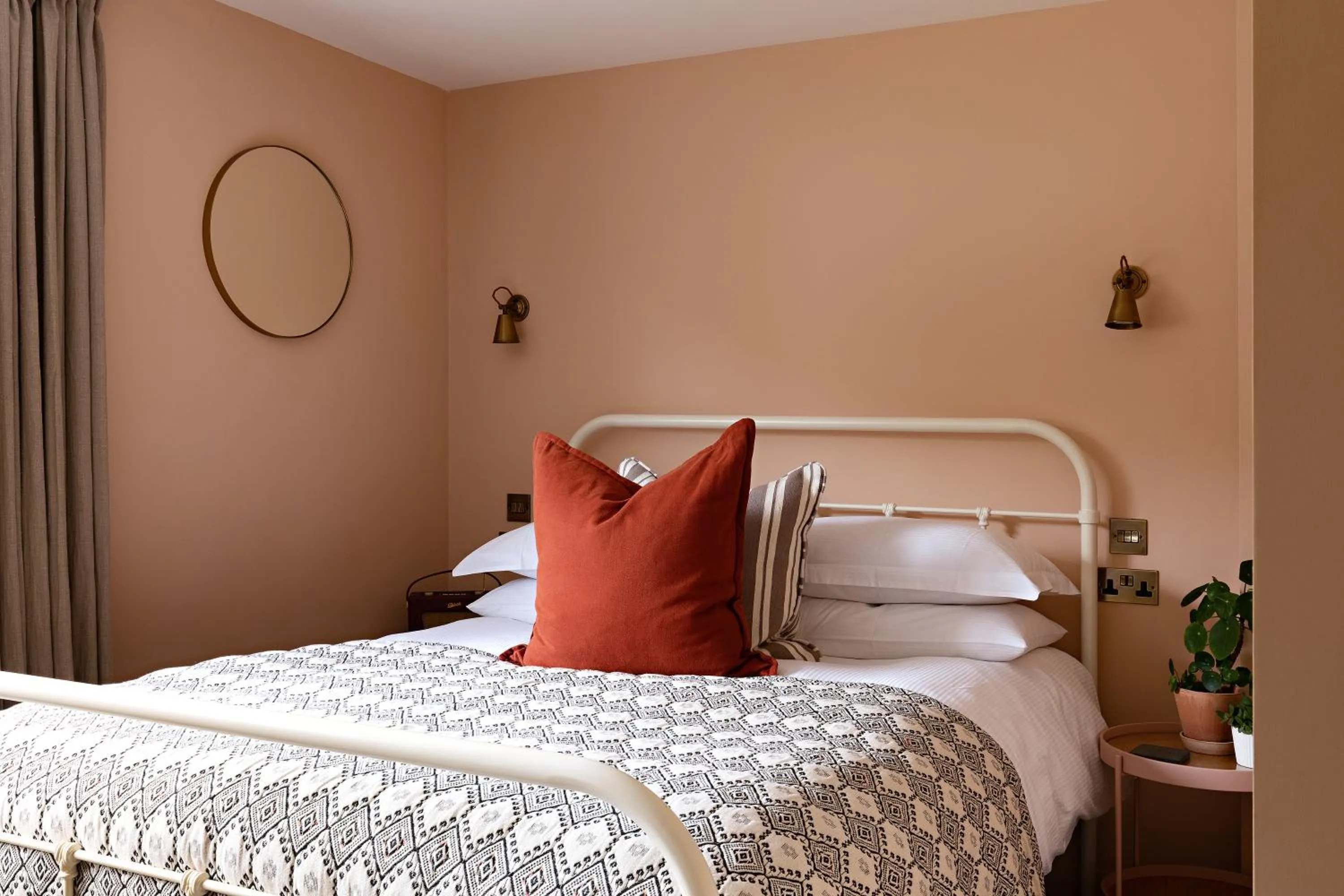 Bed in Chestnut Villa