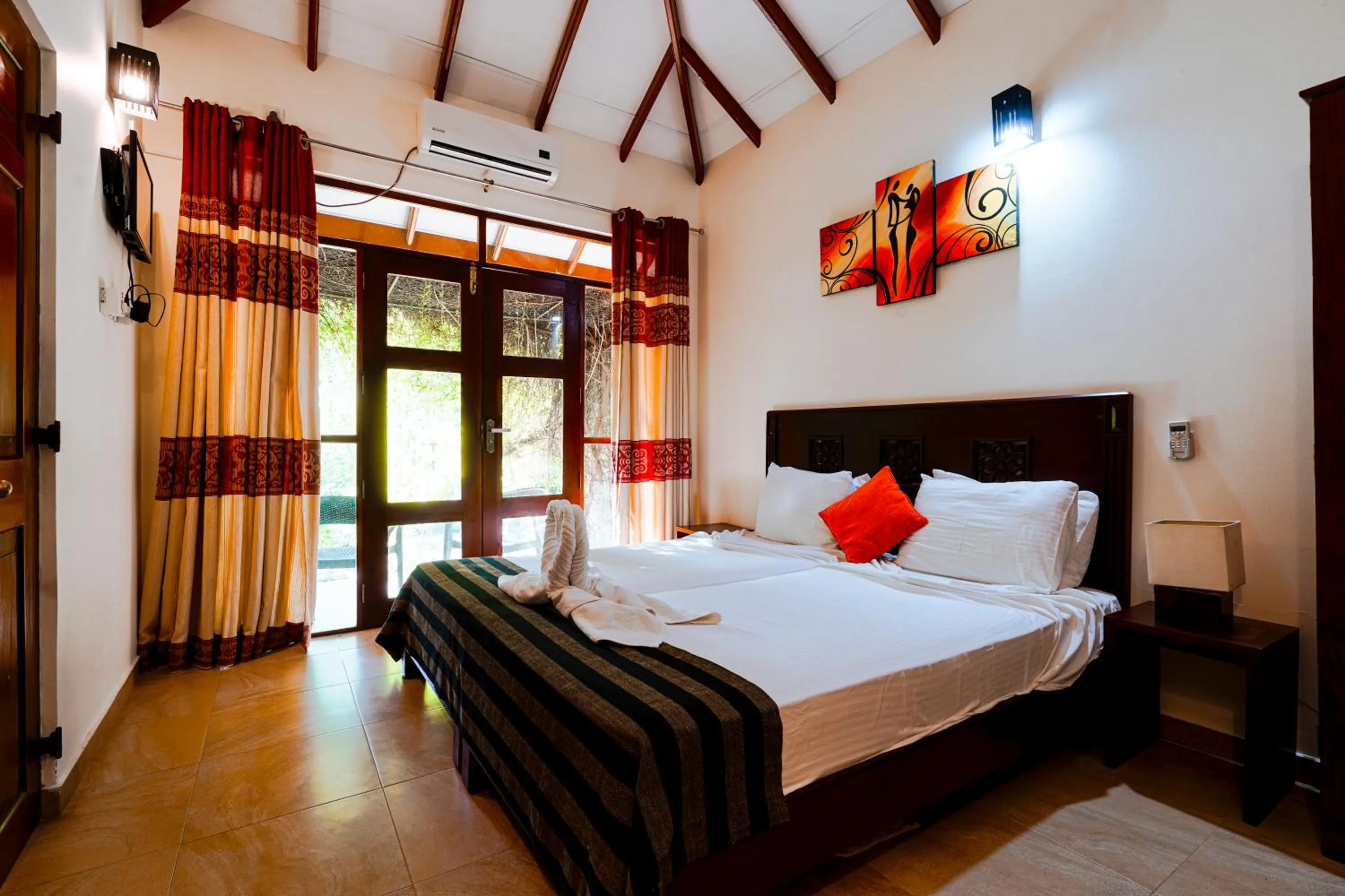 Bed in Safari Lodge Yala