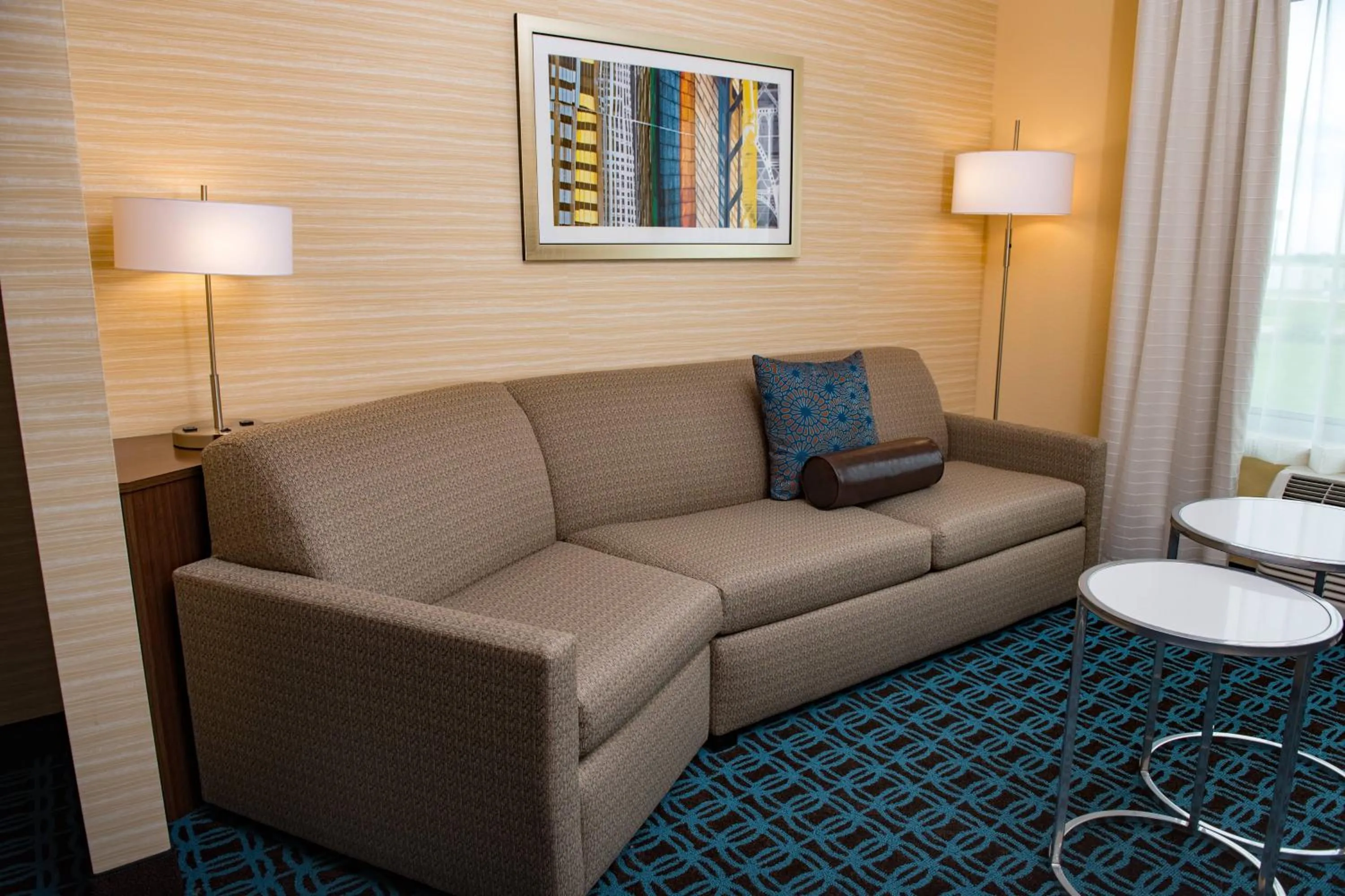 Bedroom in Fairfield Inn & Suites by Marriott Anderson