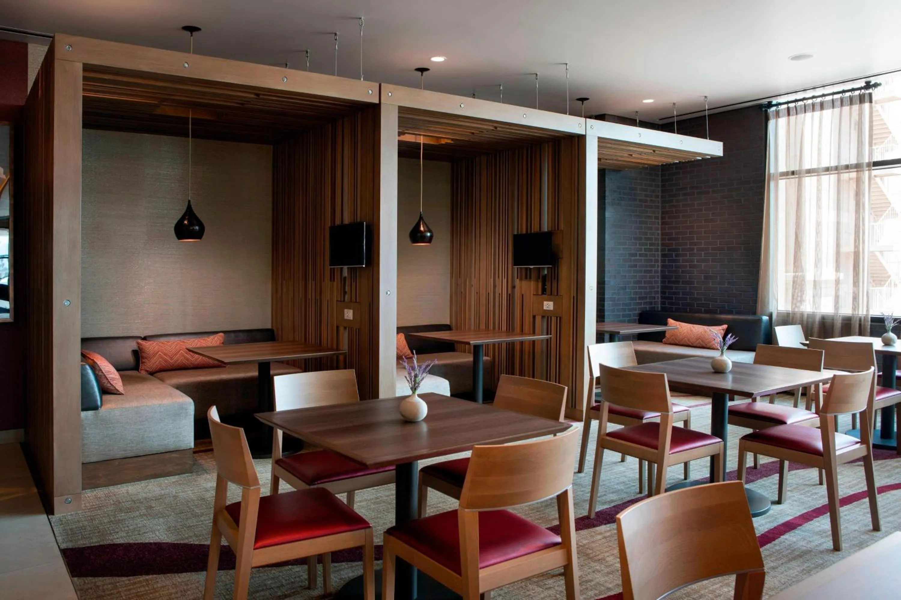 Restaurant/places to eat in Residence Inn by Marriott Phoenix Downtown