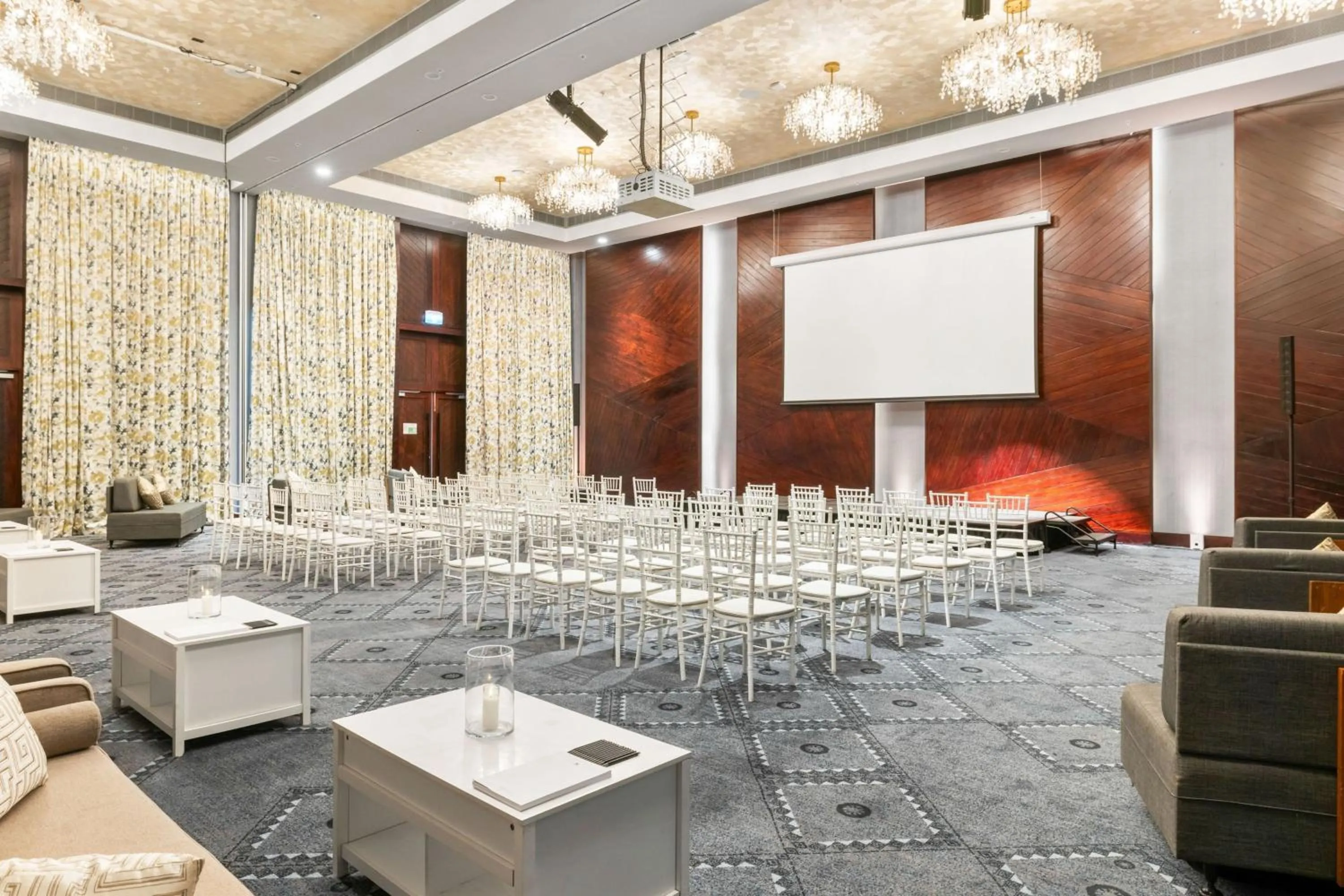 Meeting/conference room in Fiji Marriott Resort Momi Bay