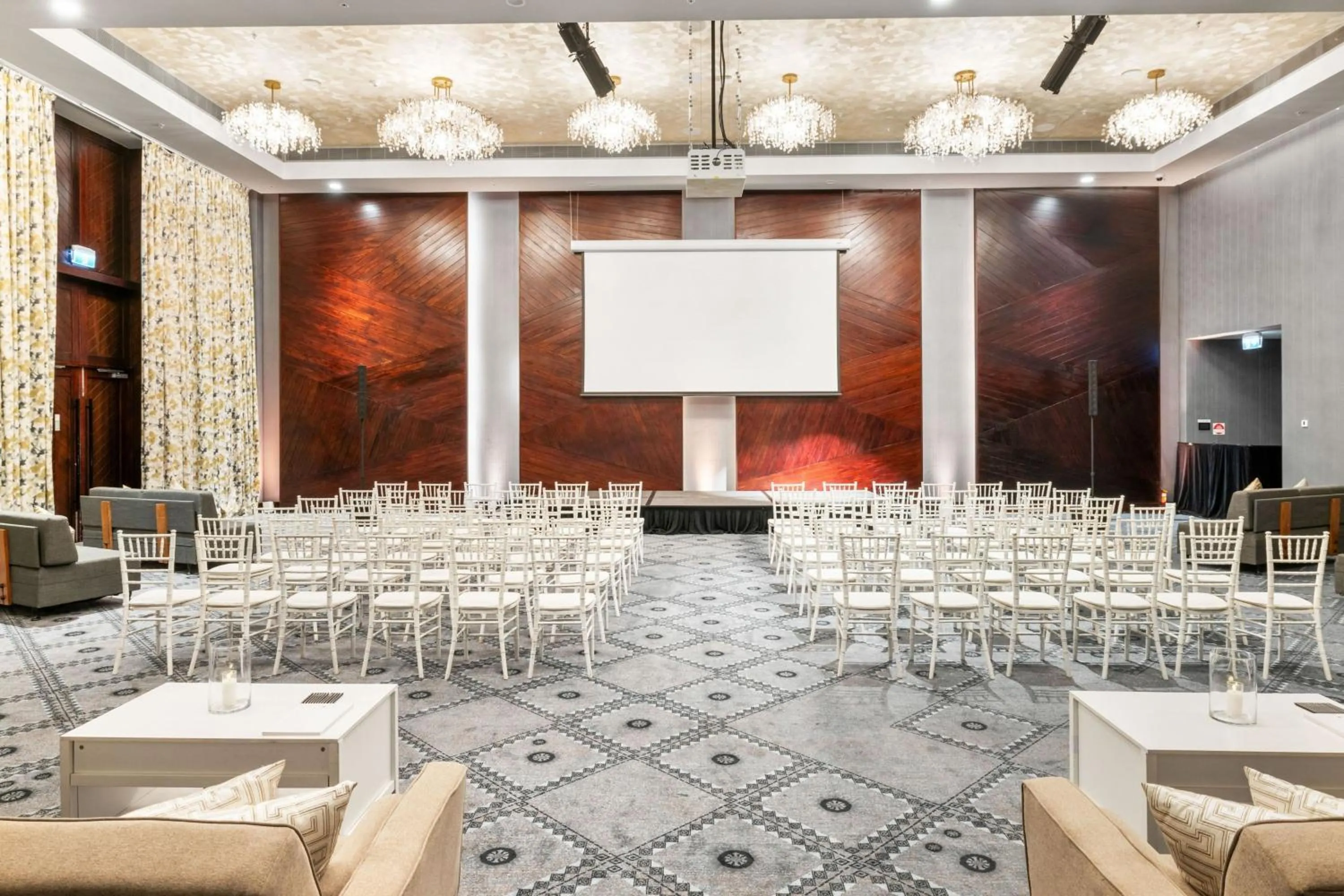 Meeting/conference room in Fiji Marriott Resort Momi Bay