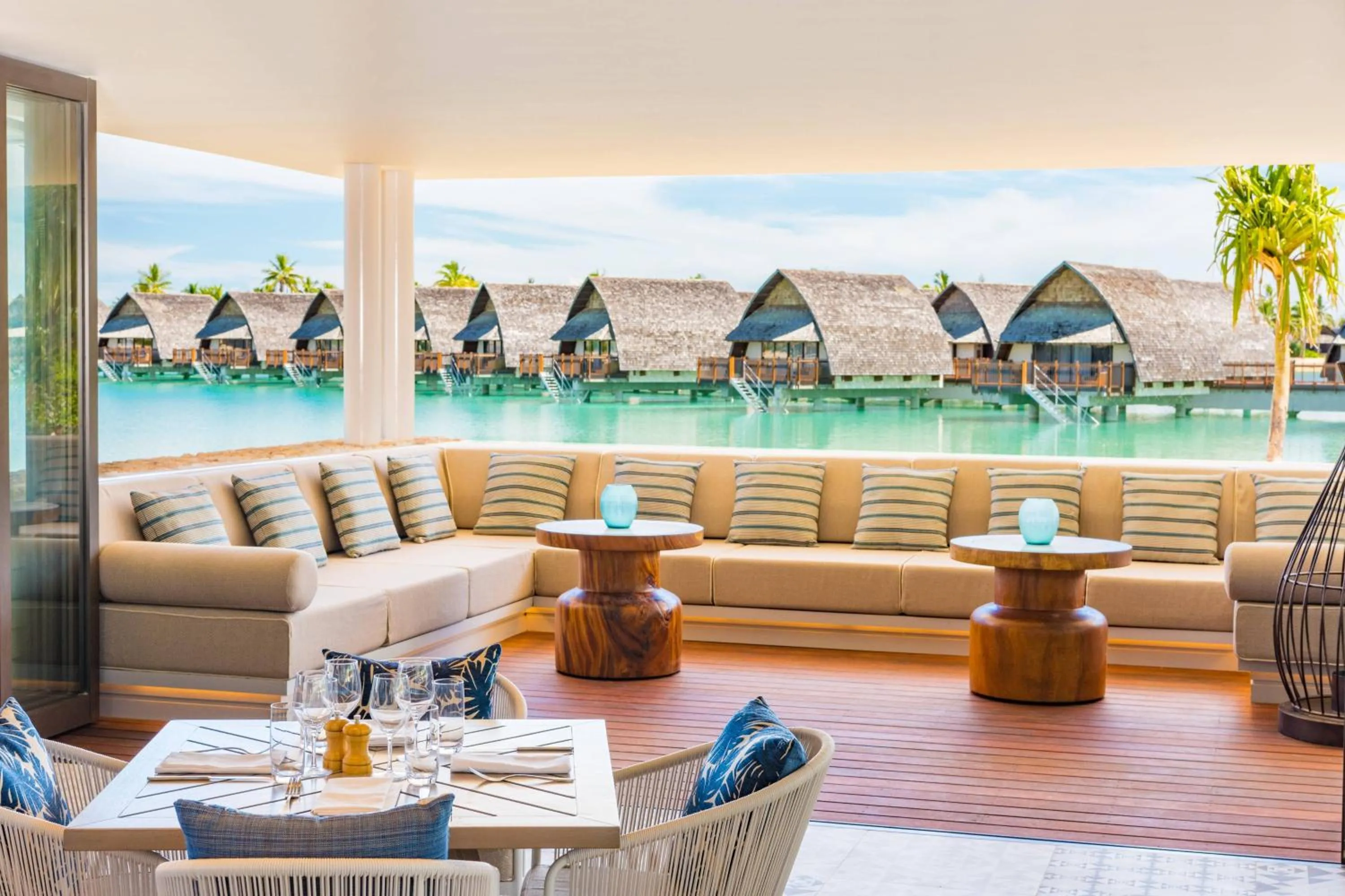 Lounge or bar in Fiji Marriott Resort Momi Bay