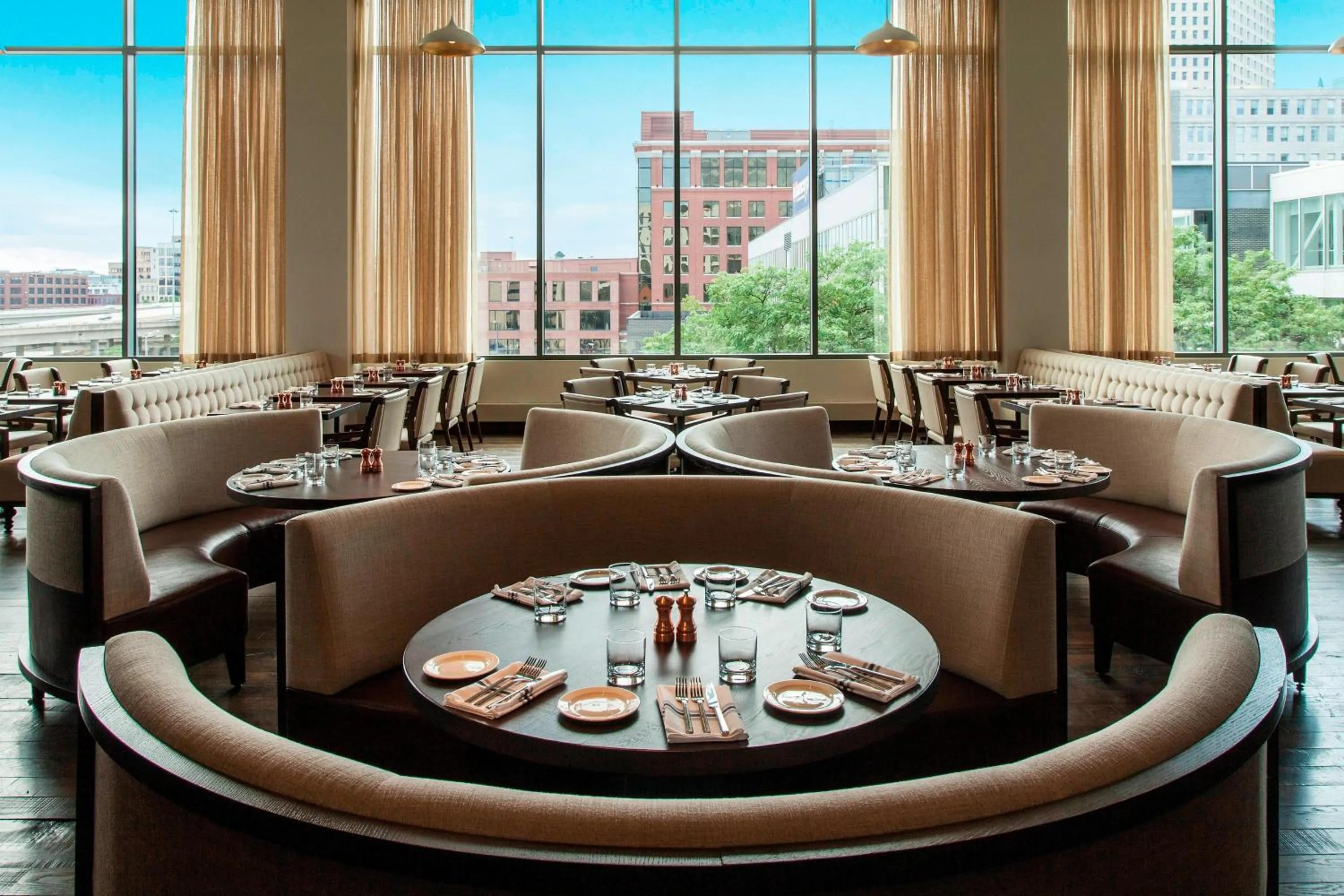 Restaurant/places to eat in The Westin Milwaukee