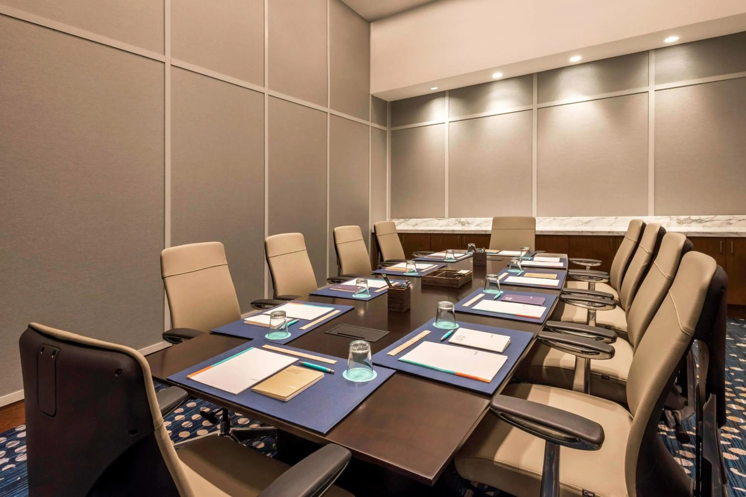 Meeting/conference room in Le Meridien Denver Downtown