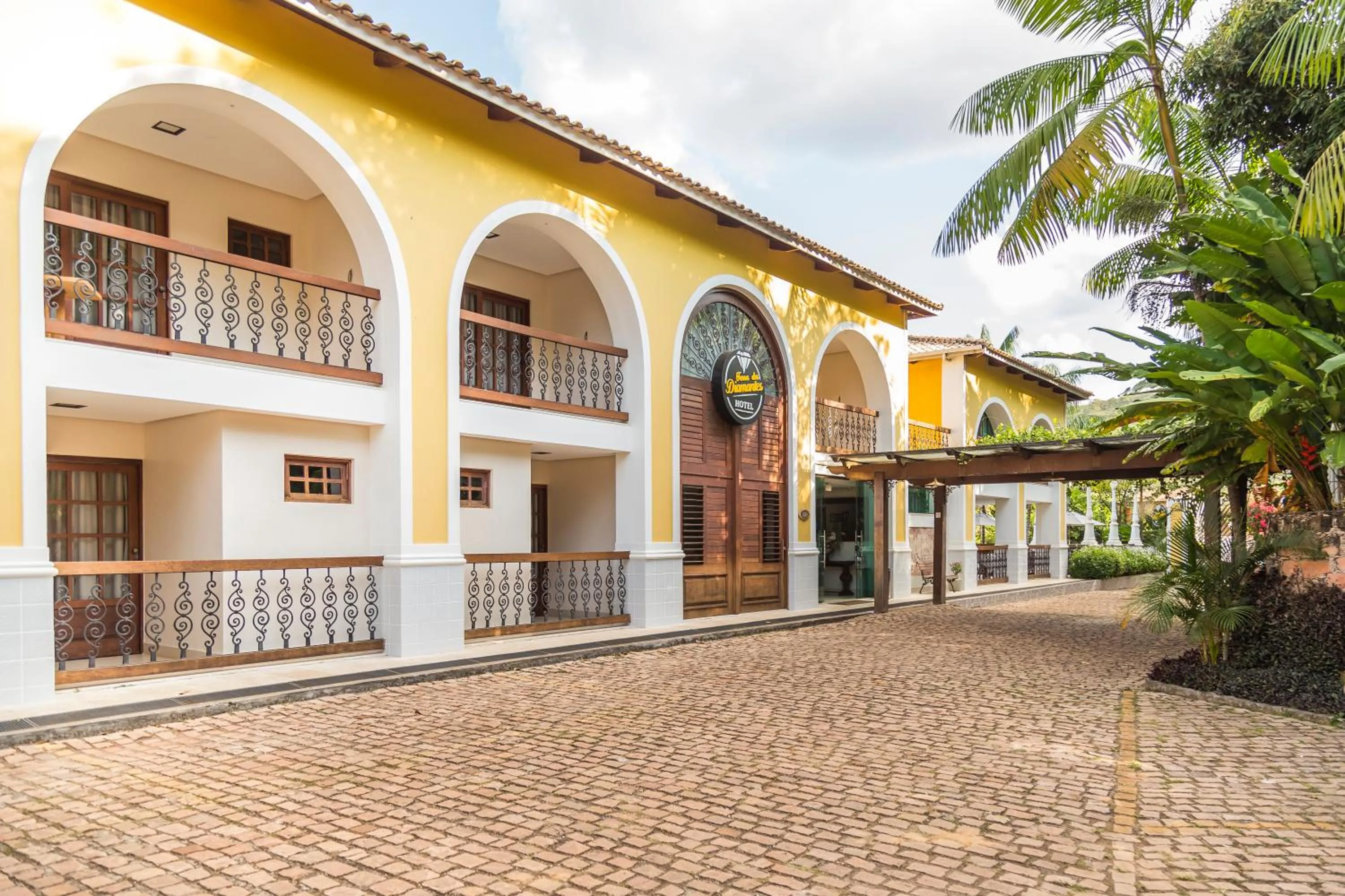 Property building in Terra dos Diamantes Hotel