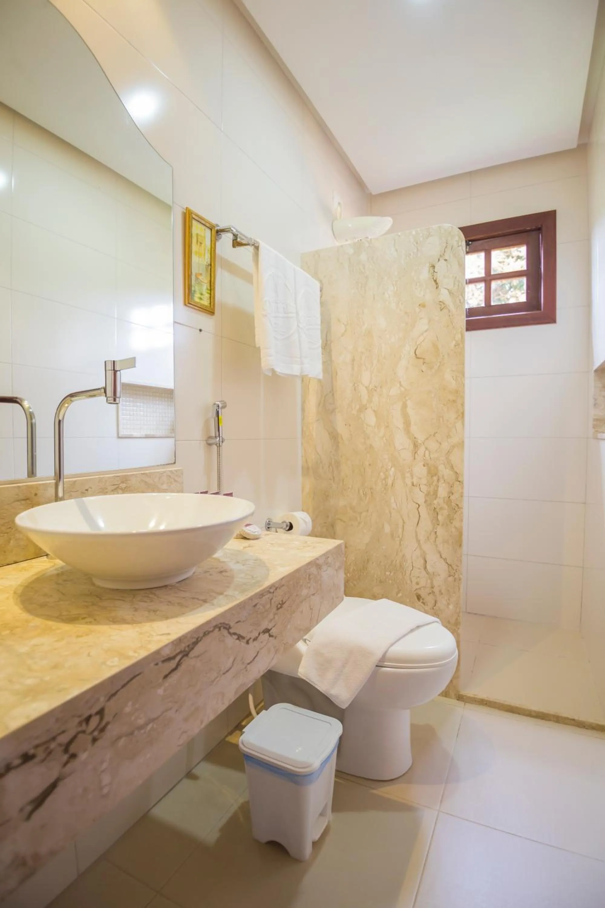 Bathroom in Terra dos Diamantes Hotel