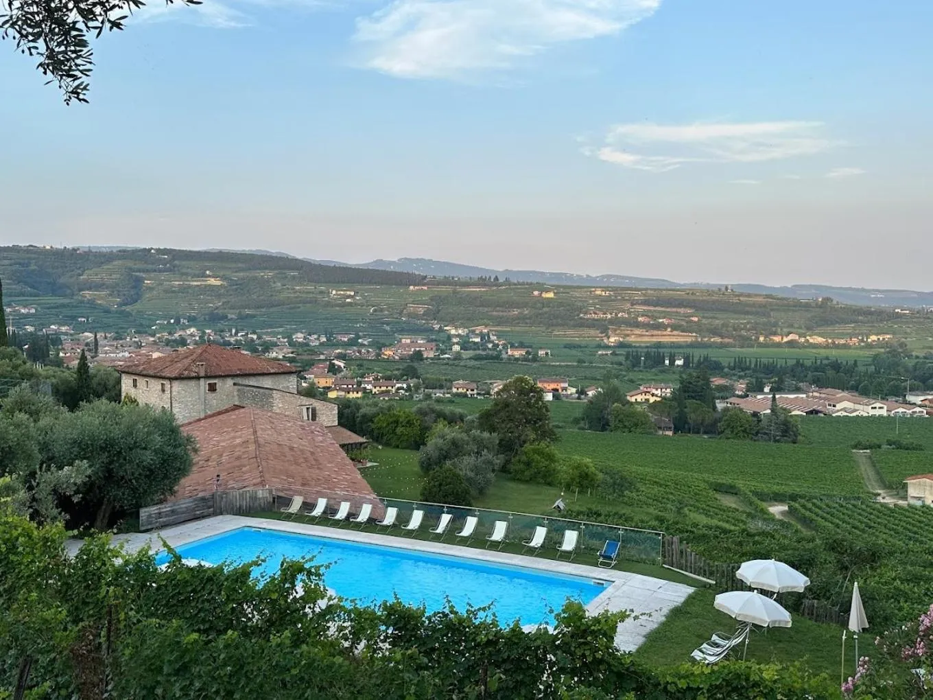 Property building in Costa degli Ulivi