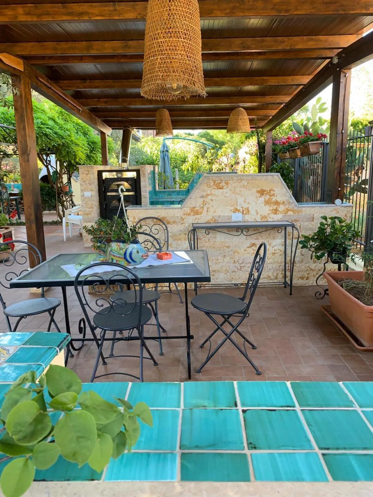 Patio in Green Garden 2017