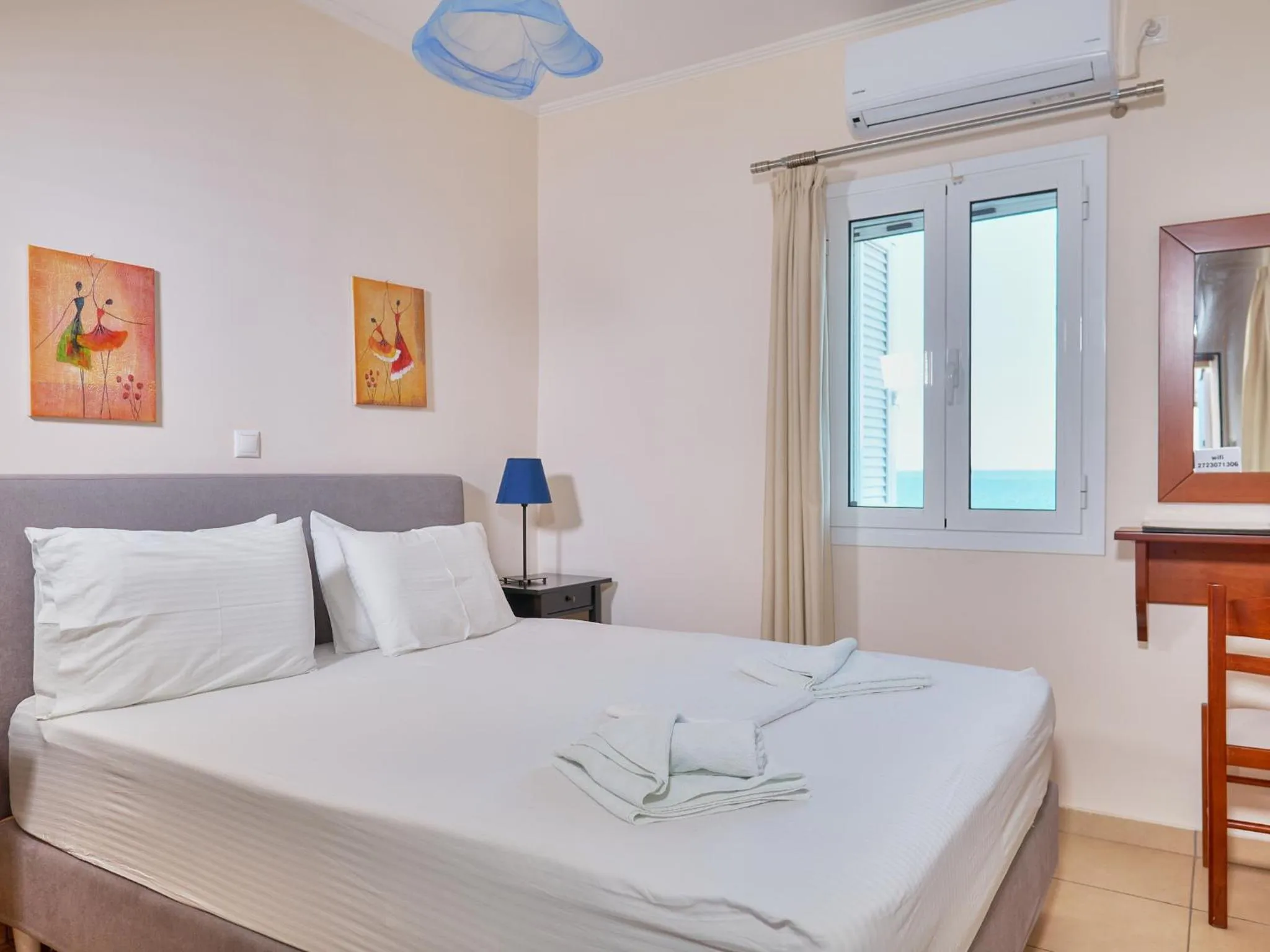 Bedroom, Bed in Alexis Studios