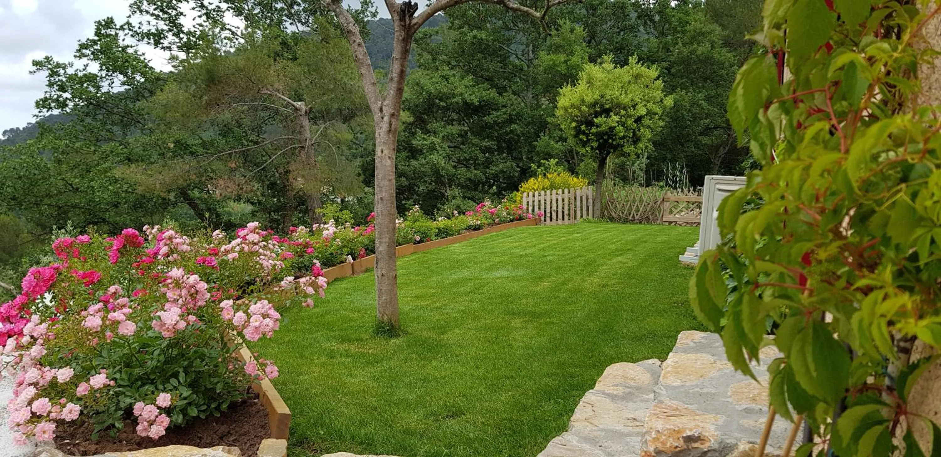 Garden in B&B L'Estuve provencale