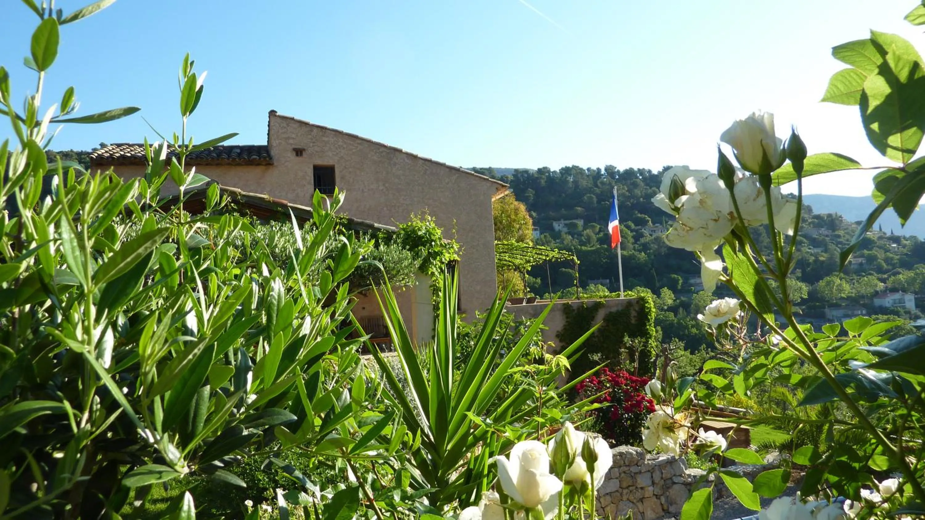 Garden in B&B L'Estuve provencale